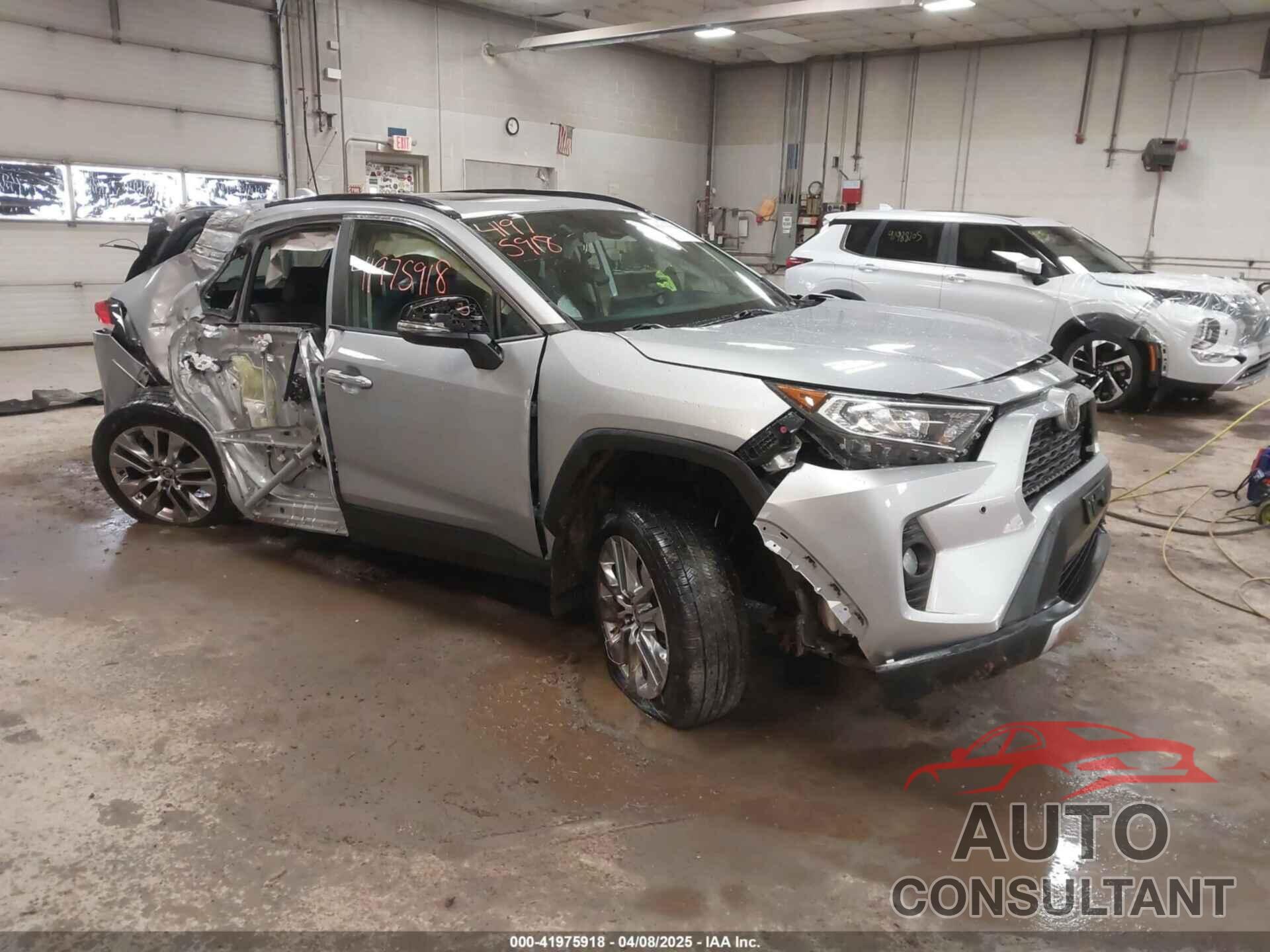 TOYOTA RAV4 2020 - JTMN1RFV9LD062892