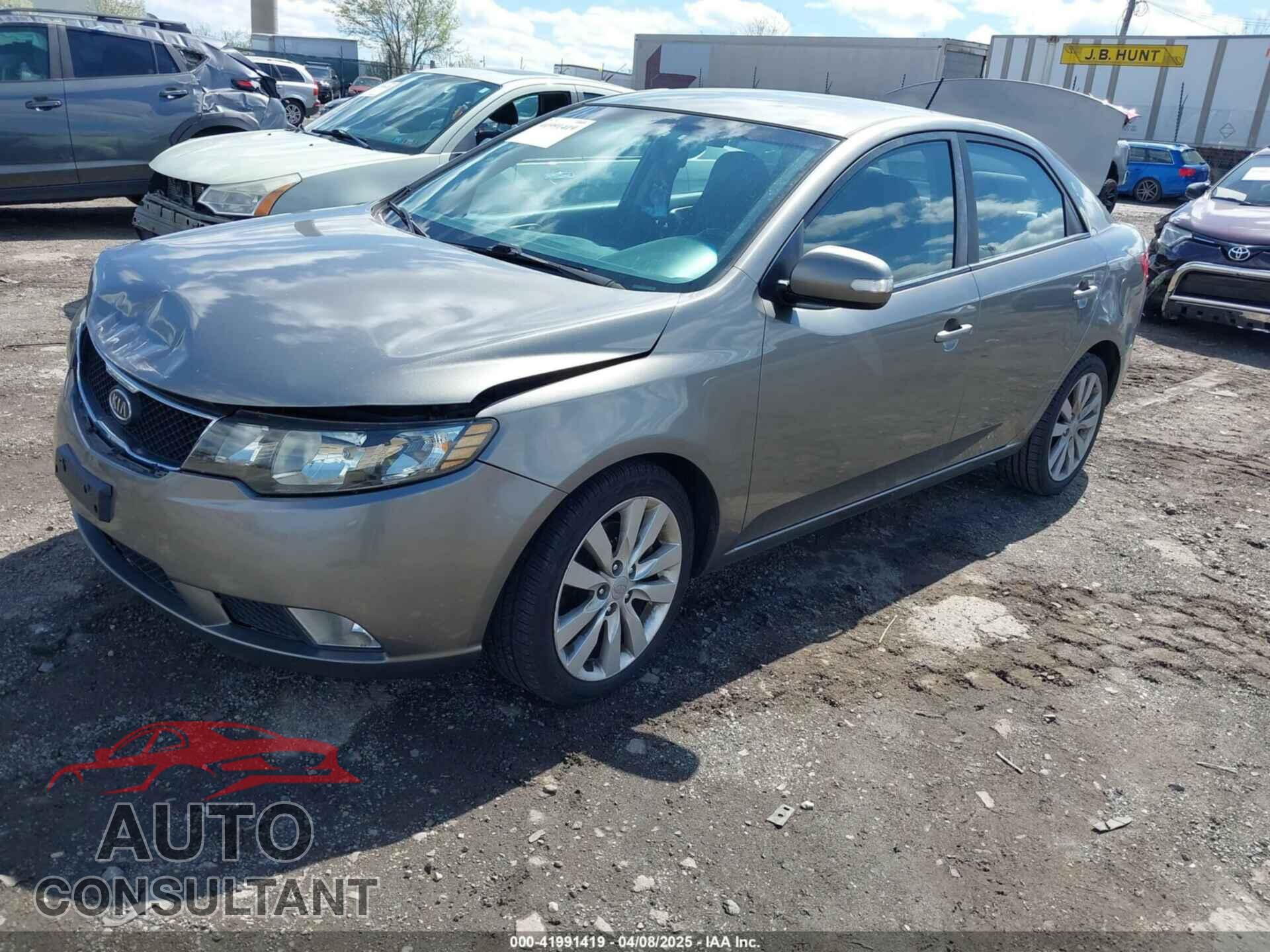 KIA FORTE 2010 - KNAFW4A31A5282935