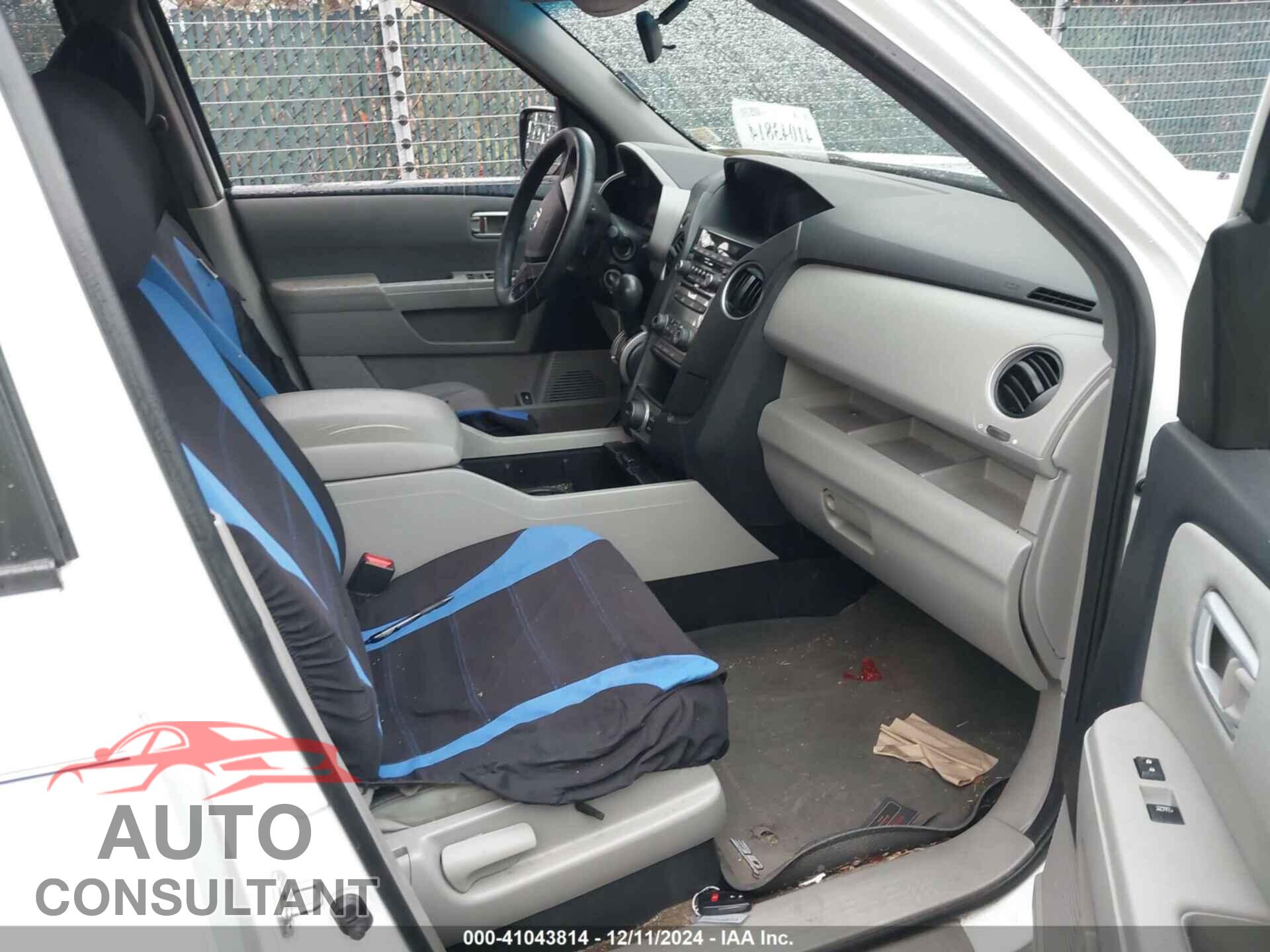 HONDA PILOT 2015 - 5FNYF3H34FB014107