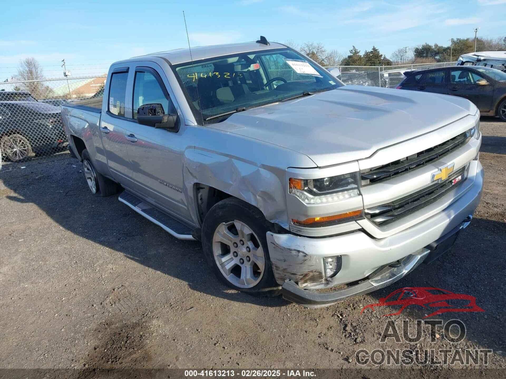CHEVROLET SILVERADO 1500 2017 - 1GCVKREC8HZ336428