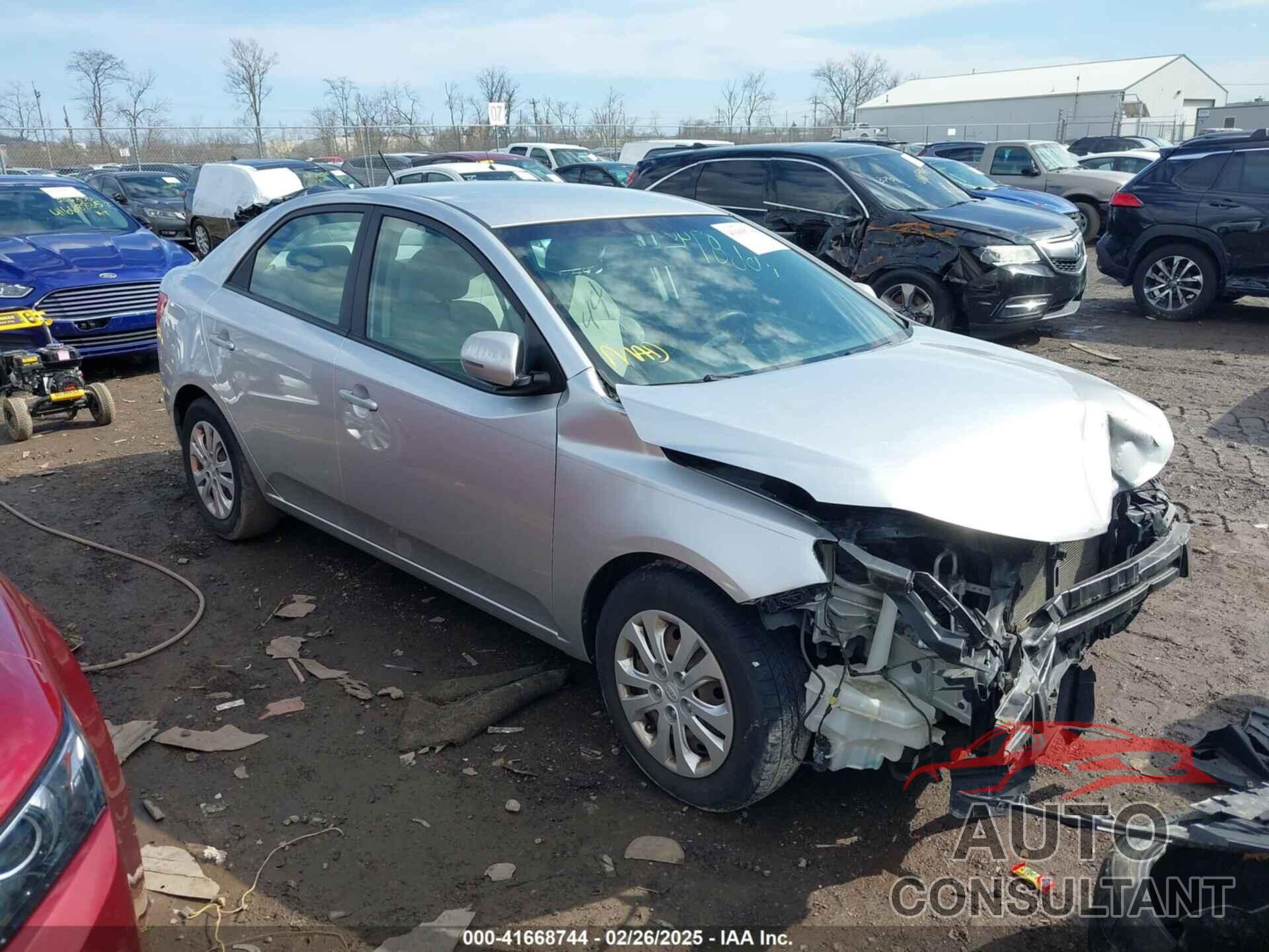 KIA FORTE 2012 - KNAFU4A25C5475525