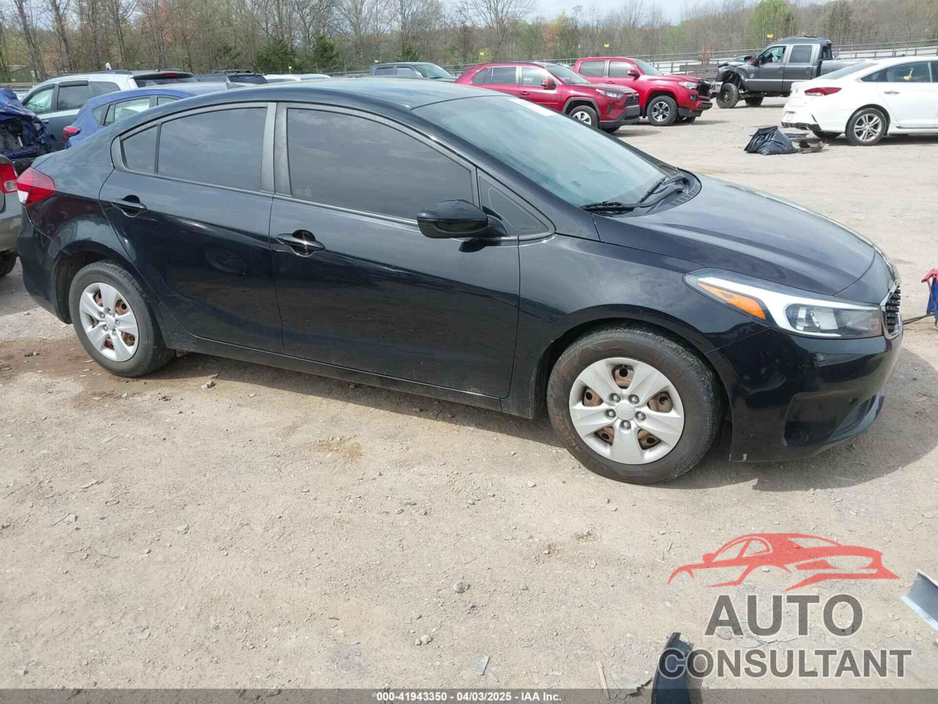 KIA FORTE 2018 - 3KPFL4A72JE234251