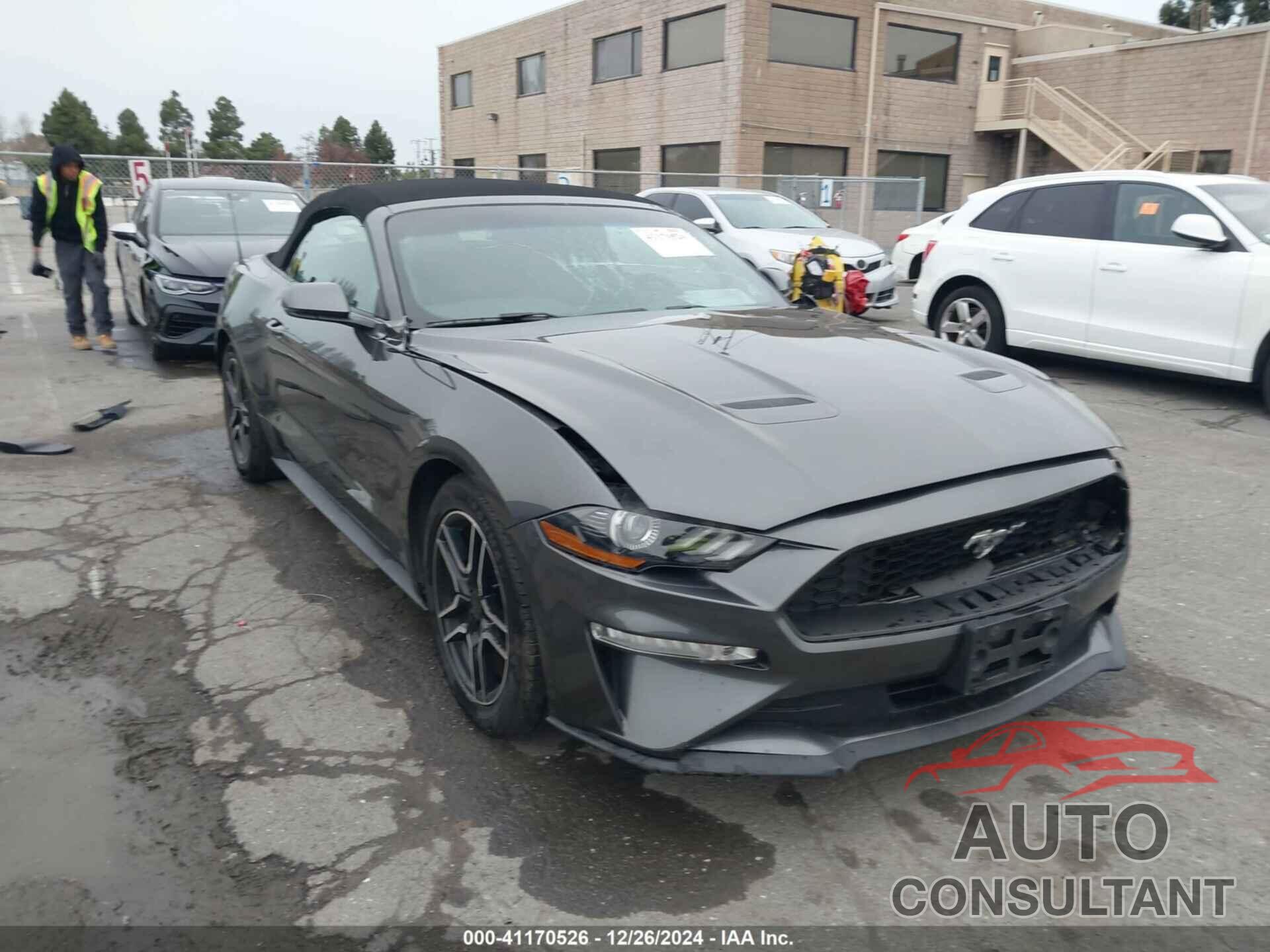 FORD MUSTANG 2019 - 1FATP8UH4K5181588