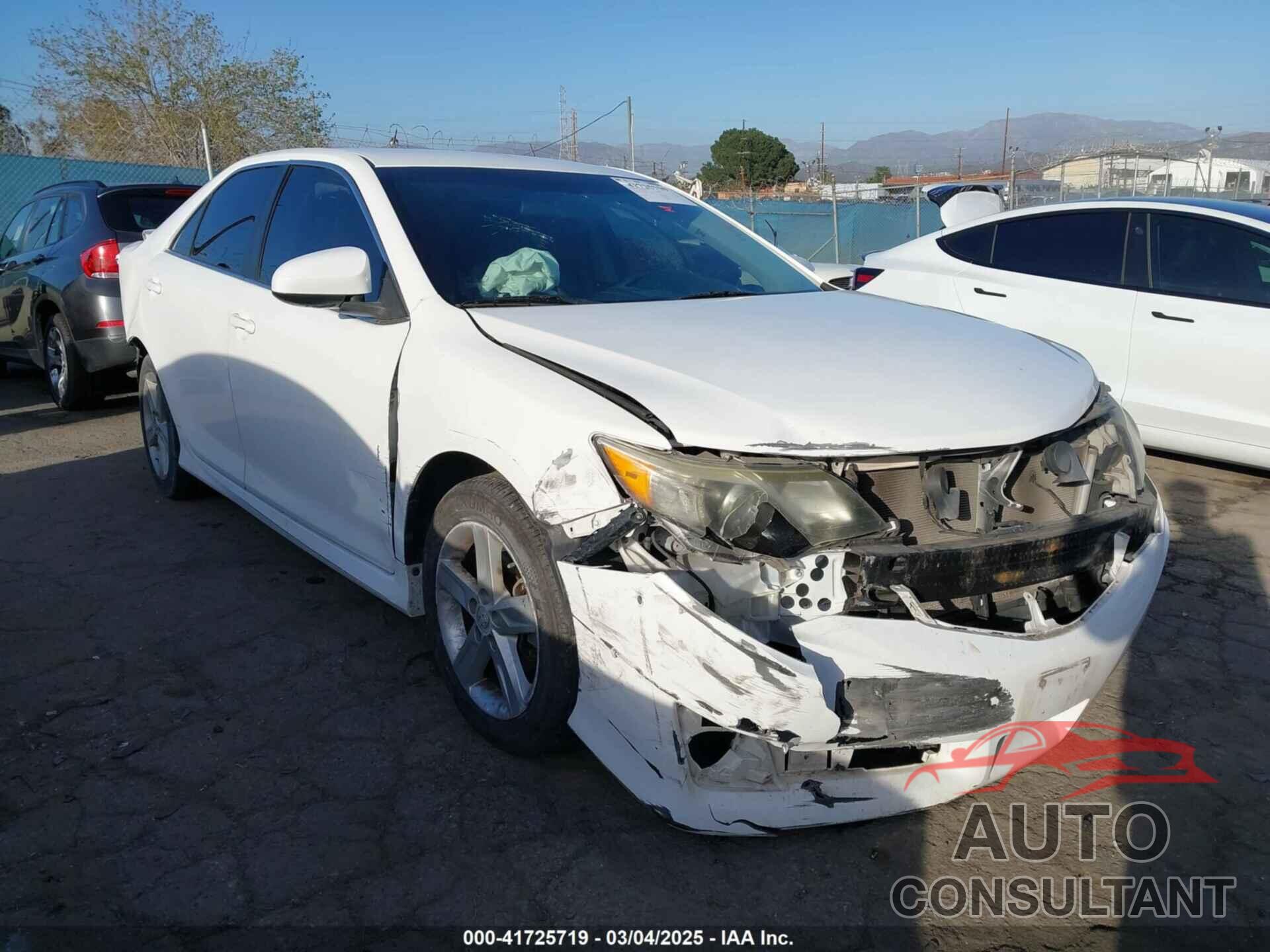 TOYOTA CAMRY 2014 - 4T1BF1FK4EU778769