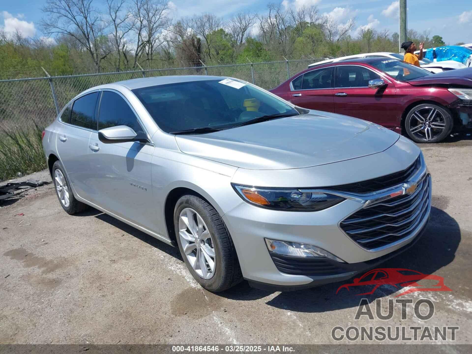 CHEVROLET MALIBU 2021 - 1G1ZD5ST1MF050952