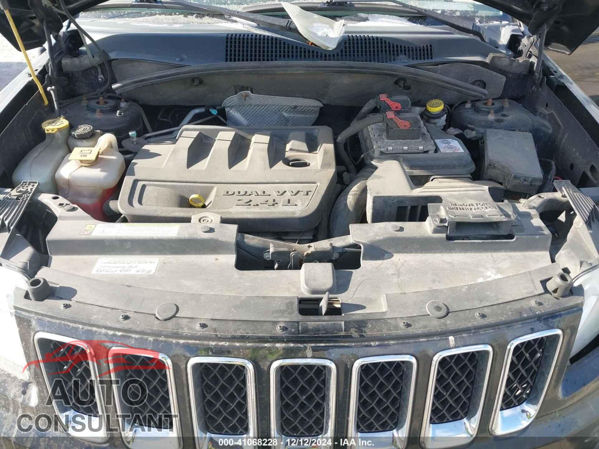 JEEP COMPASS 2013 - 1C4NJCBB2DD250650
