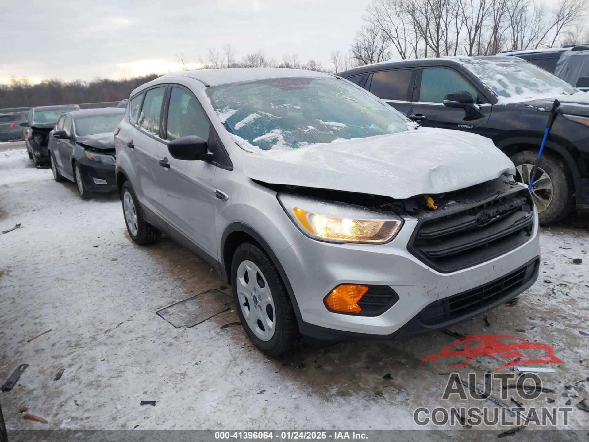 FORD ESCAPE 2017 - 1FMCU0F71HUF01260