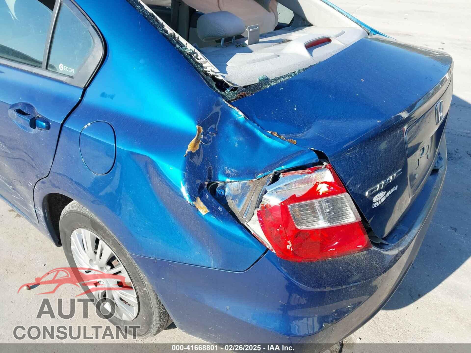 HONDA CIVIC 2012 - 2HGFB2F53CH551110
