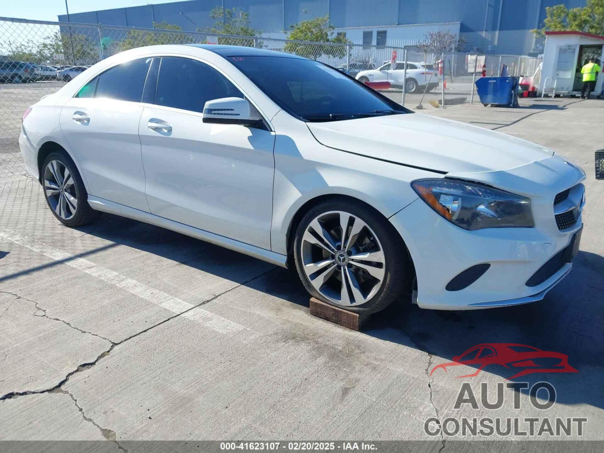 MERCEDES-BENZ CLA 250 2018 - WDDSJ4EB8JN568739
