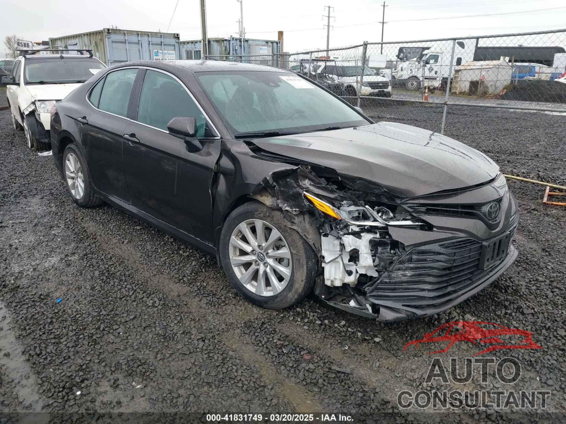 TOYOTA CAMRY 2019 - 4T1B11HK9KU744852
