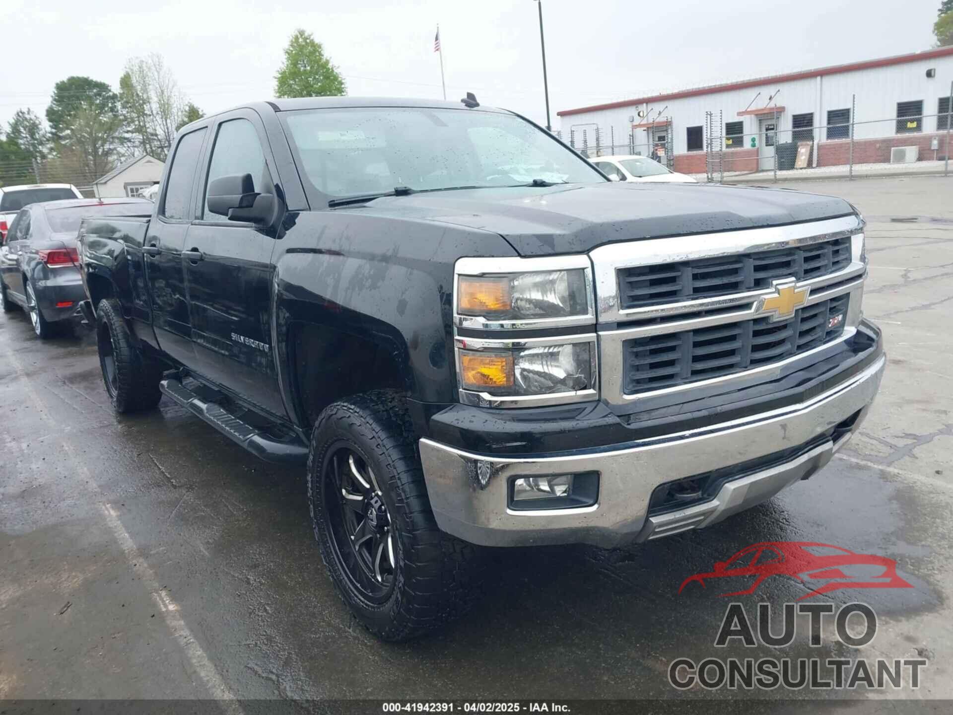 CHEVROLET SILVERADO 1500 2014 - 1GCVKREH2EZ411745