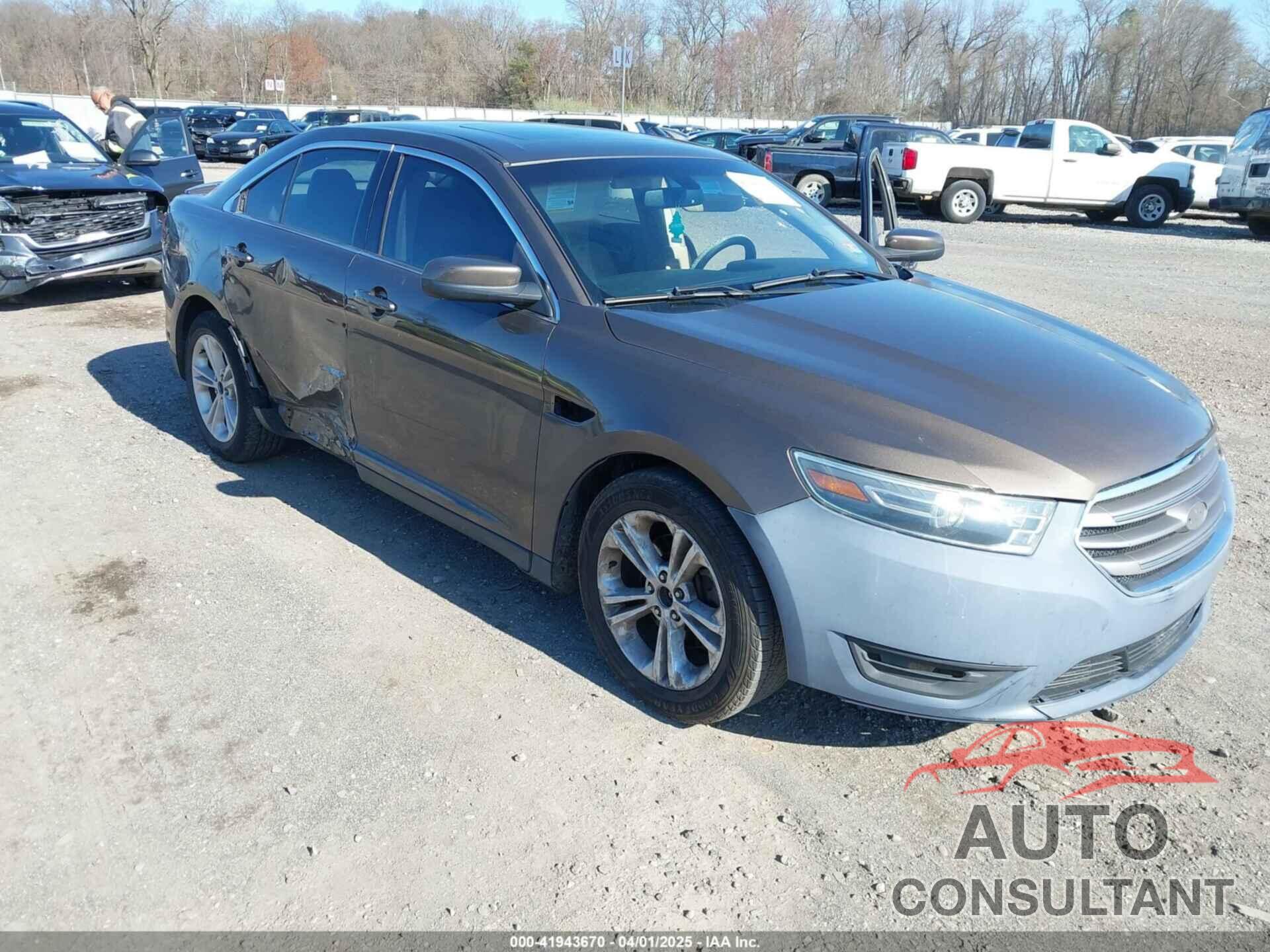 FORD TAURUS 2015 - 1FAHP2E83FG206055