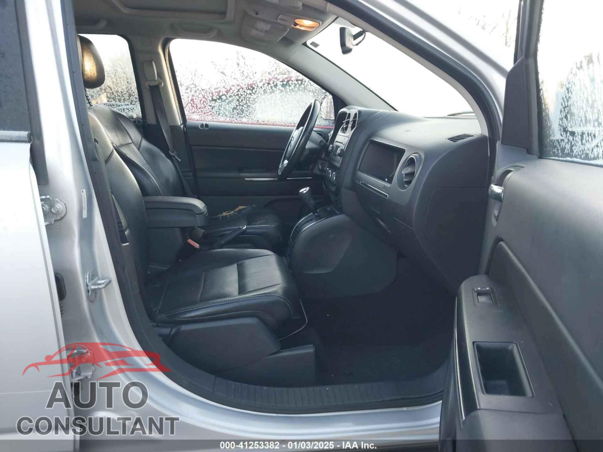 JEEP COMPASS 2011 - 1J4NF5FB7BD177841