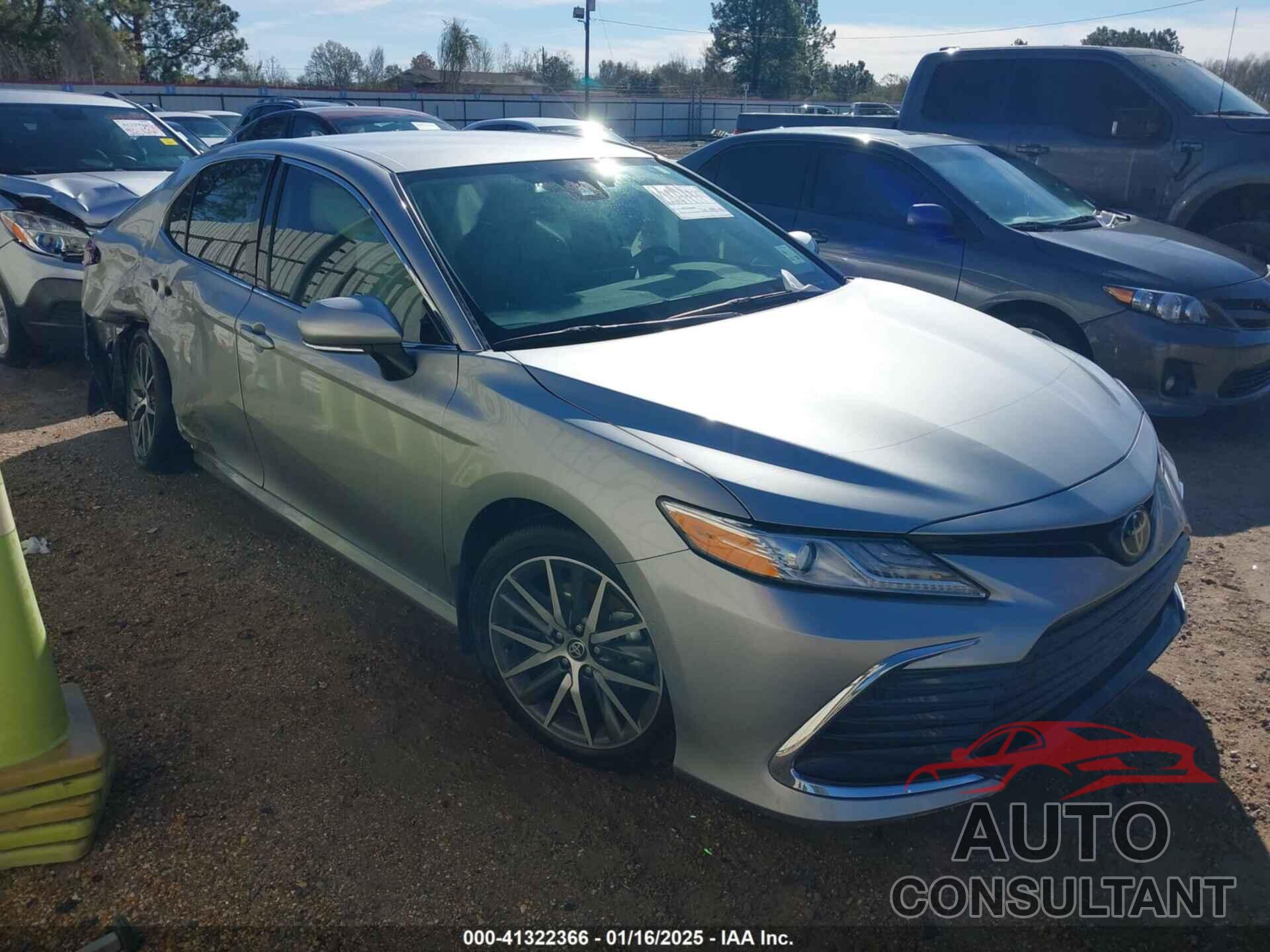 TOYOTA CAMRY 2024 - 4T1F11AK8RU908176