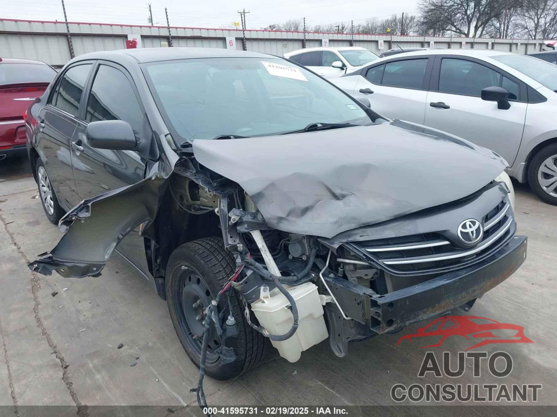 TOYOTA COROLLA 2013 - 5YFBU4EE1DP203080