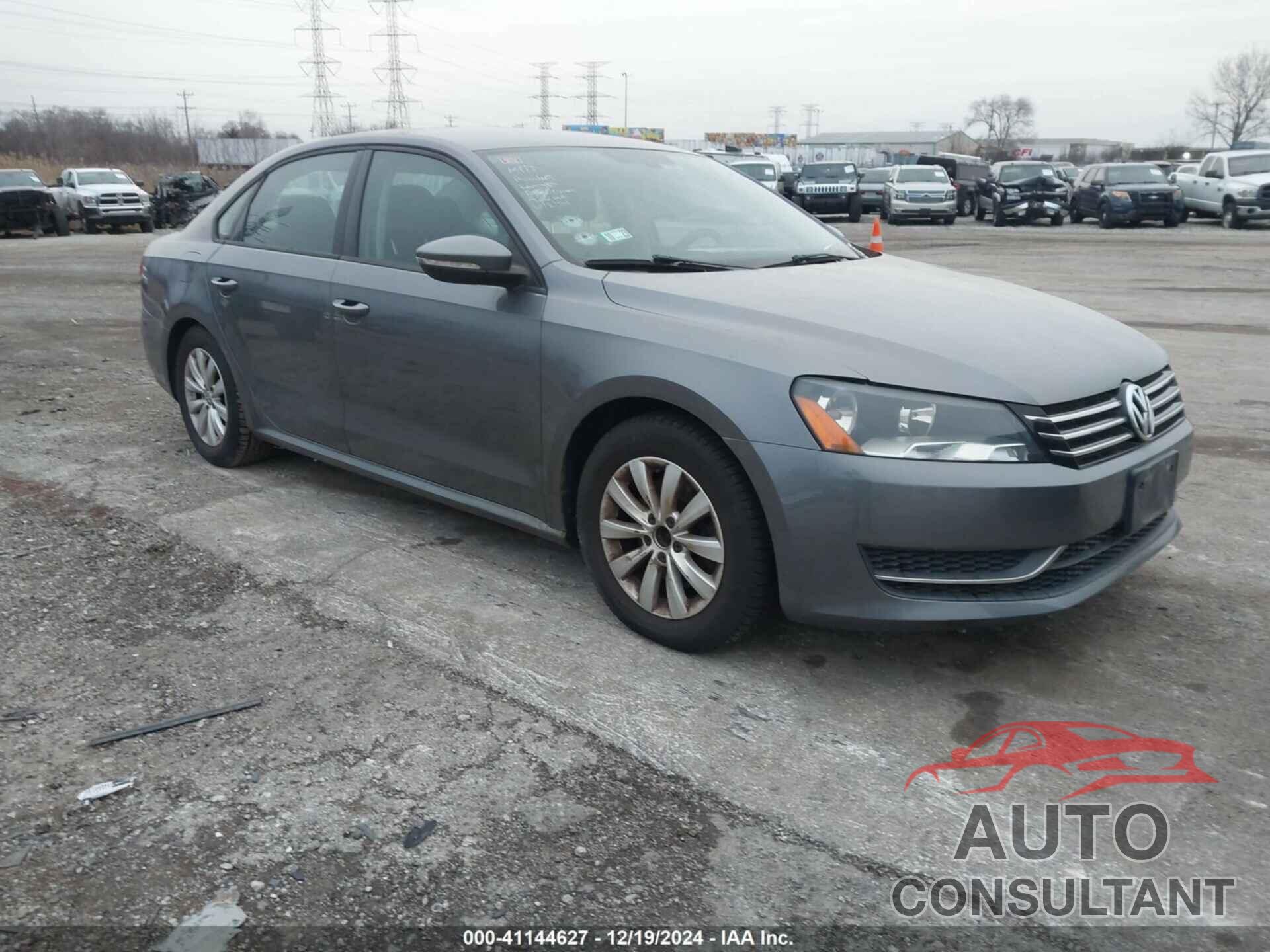 VOLKSWAGEN PASSAT 2012 - 1VWAP7A3XCC034738