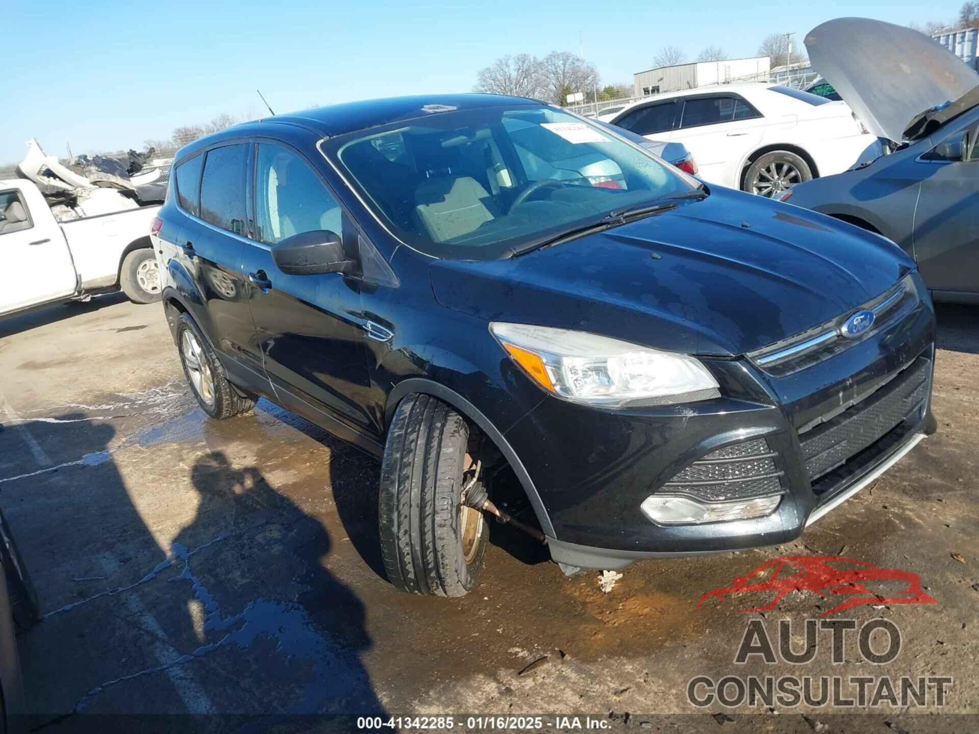 FORD ESCAPE 2015 - 1FMCU0G78FUA12107