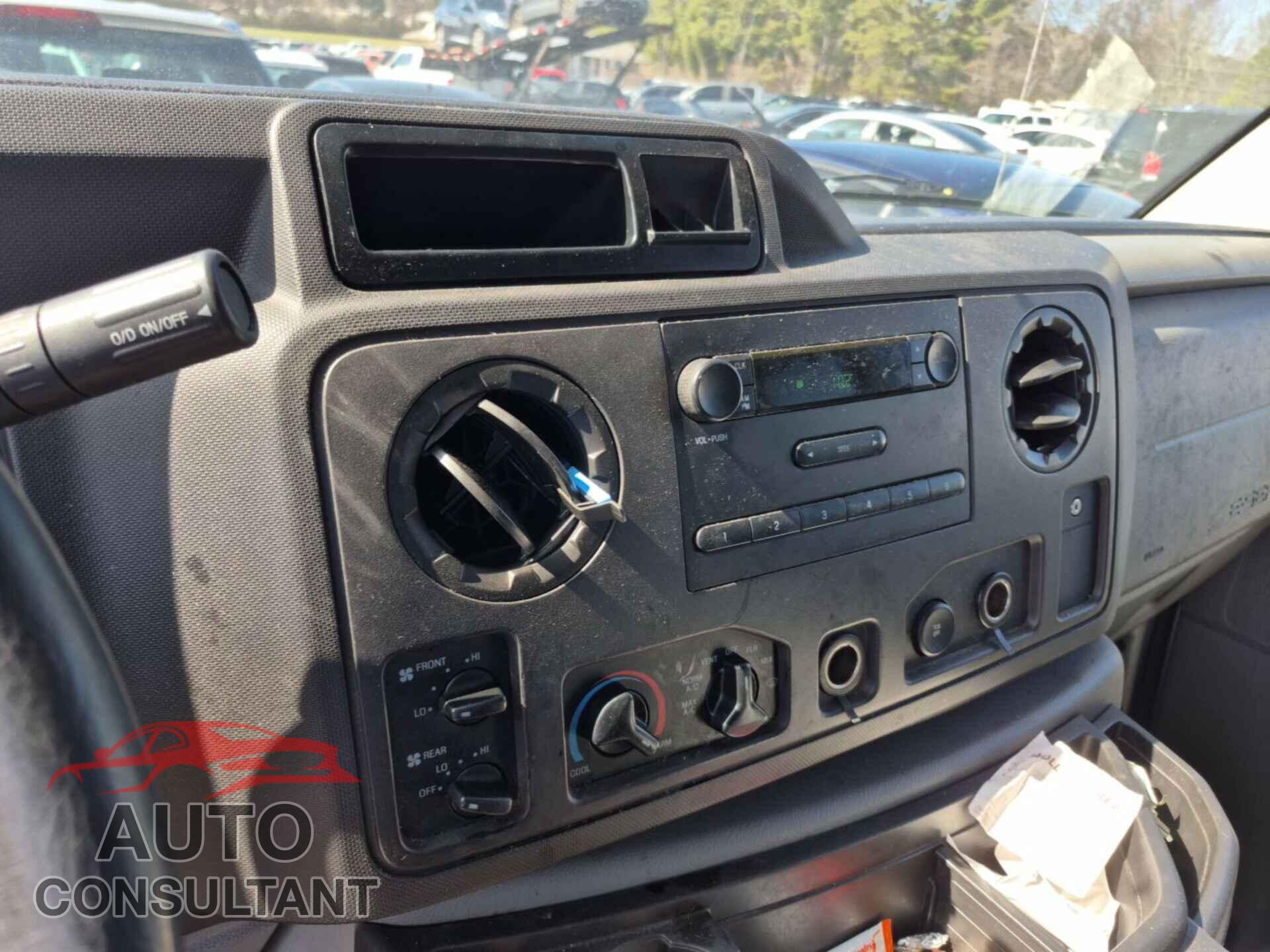 FORD ECONOLINE 2014 - 1FBSS3BL3EDA45983