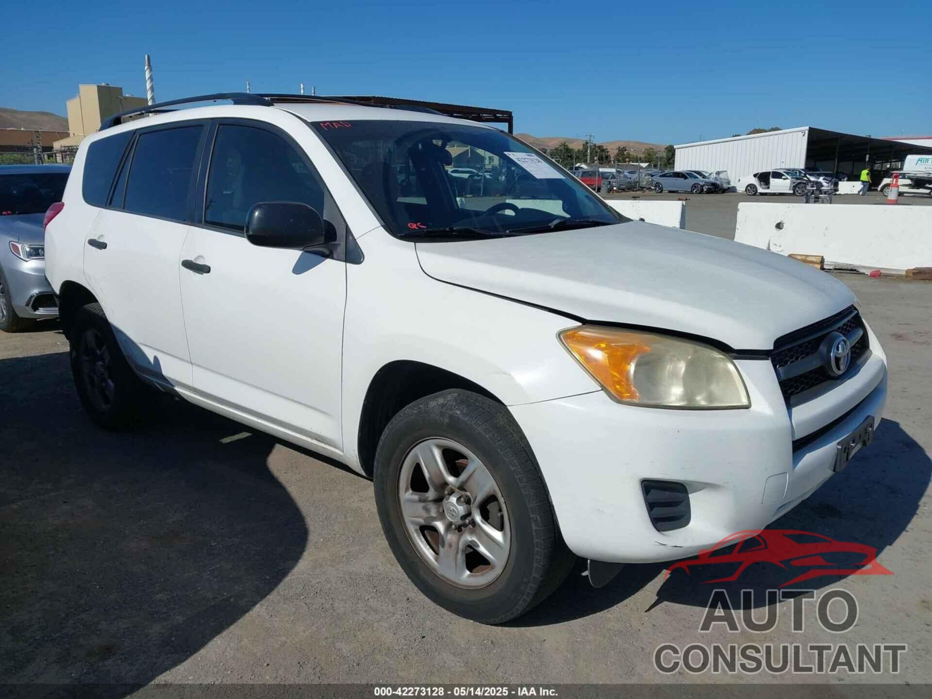 TOYOTA RAV4 2010 - JTMZF4DV5AD026705
