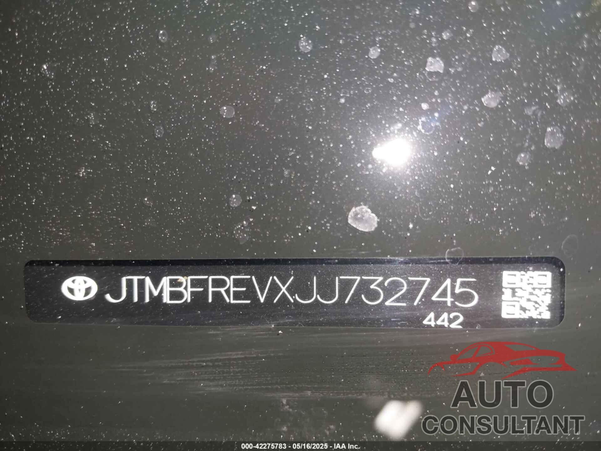 TOYOTA RAV4 2018 - JTMBFREVXJJ732745