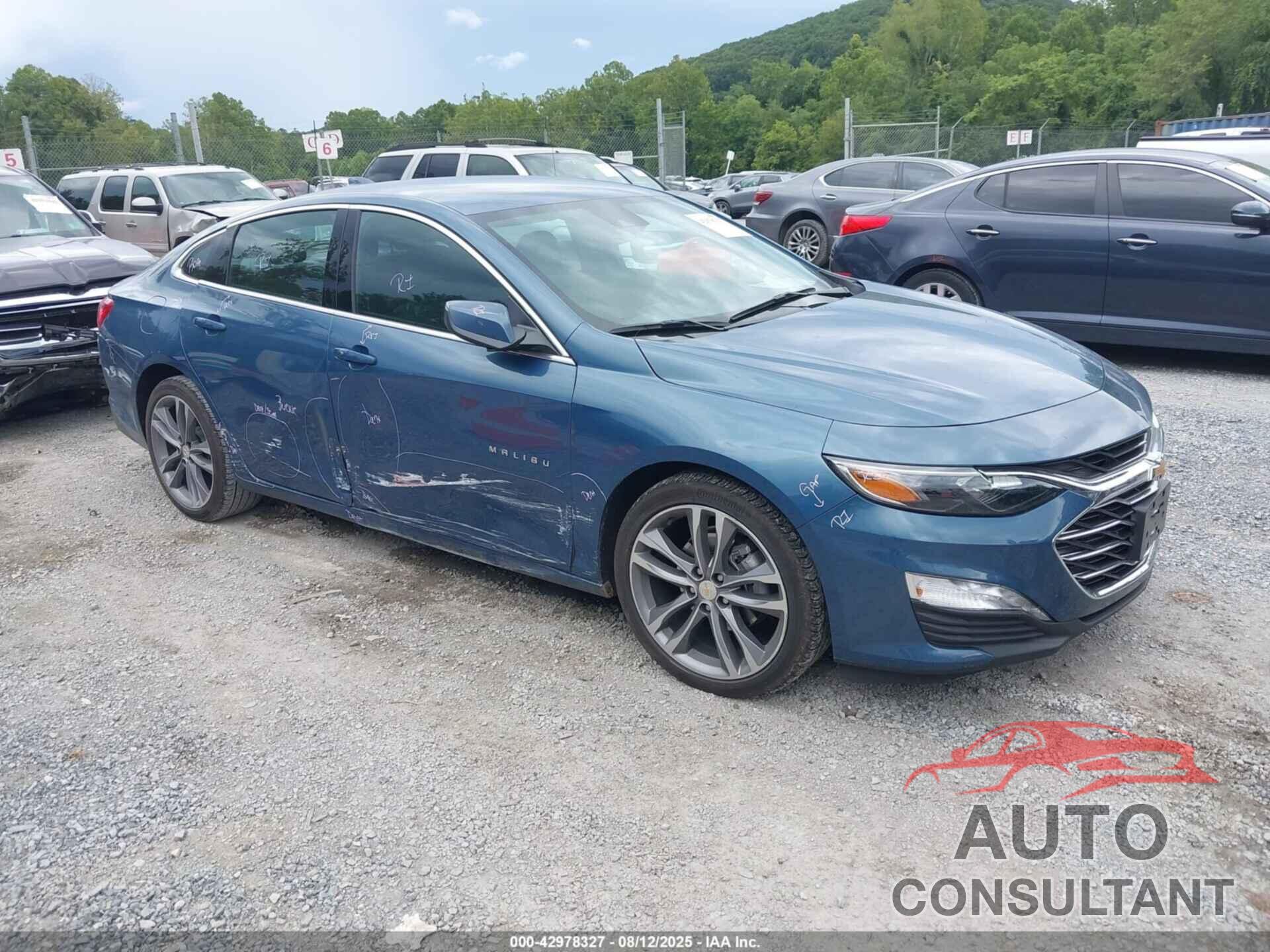 CHEVROLET MALIBU 2025 - 1G1ZD5ST4SF154042