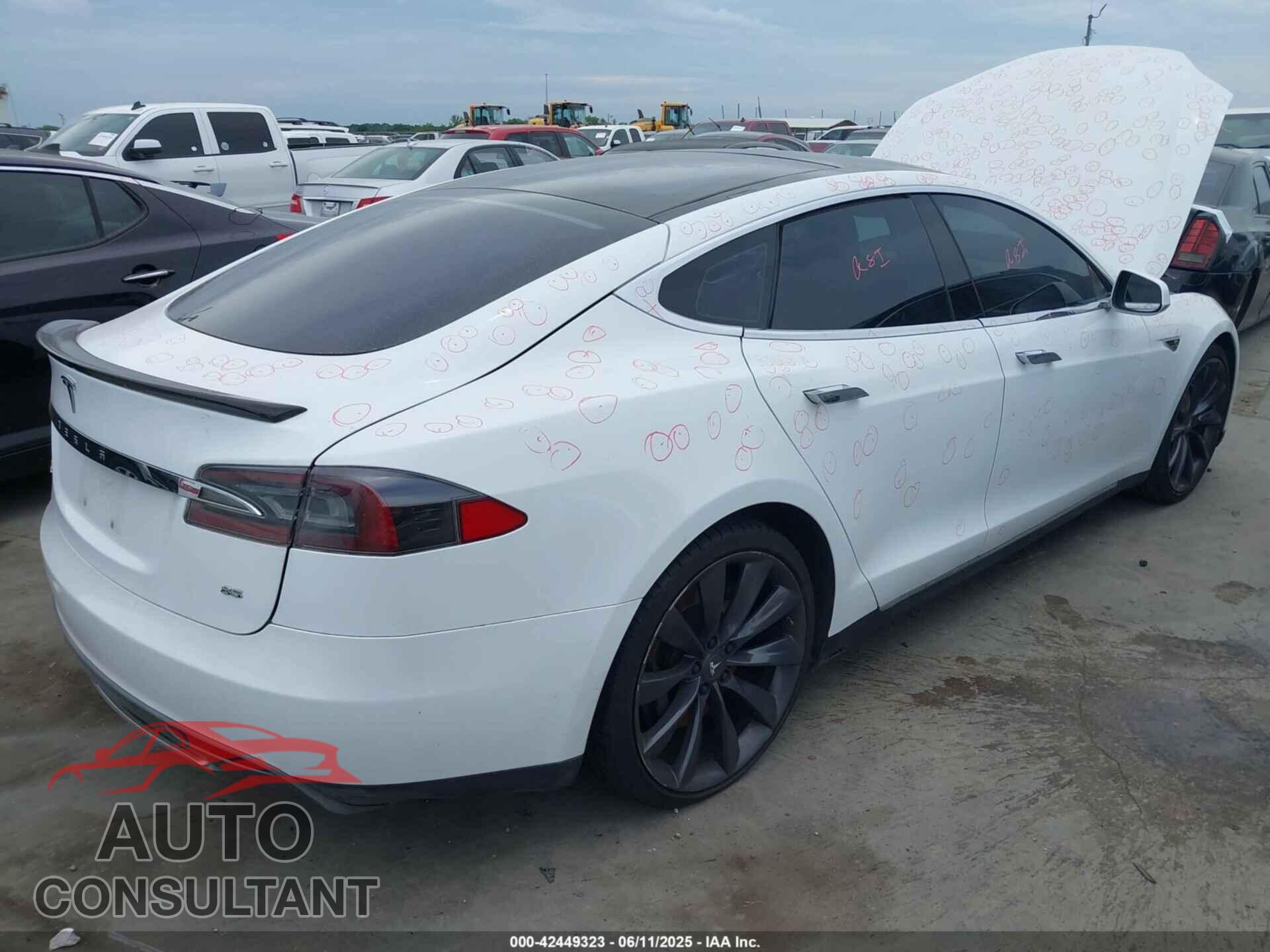 TESLA MODEL S 2013 - 5YJSA1CN0DFP07352