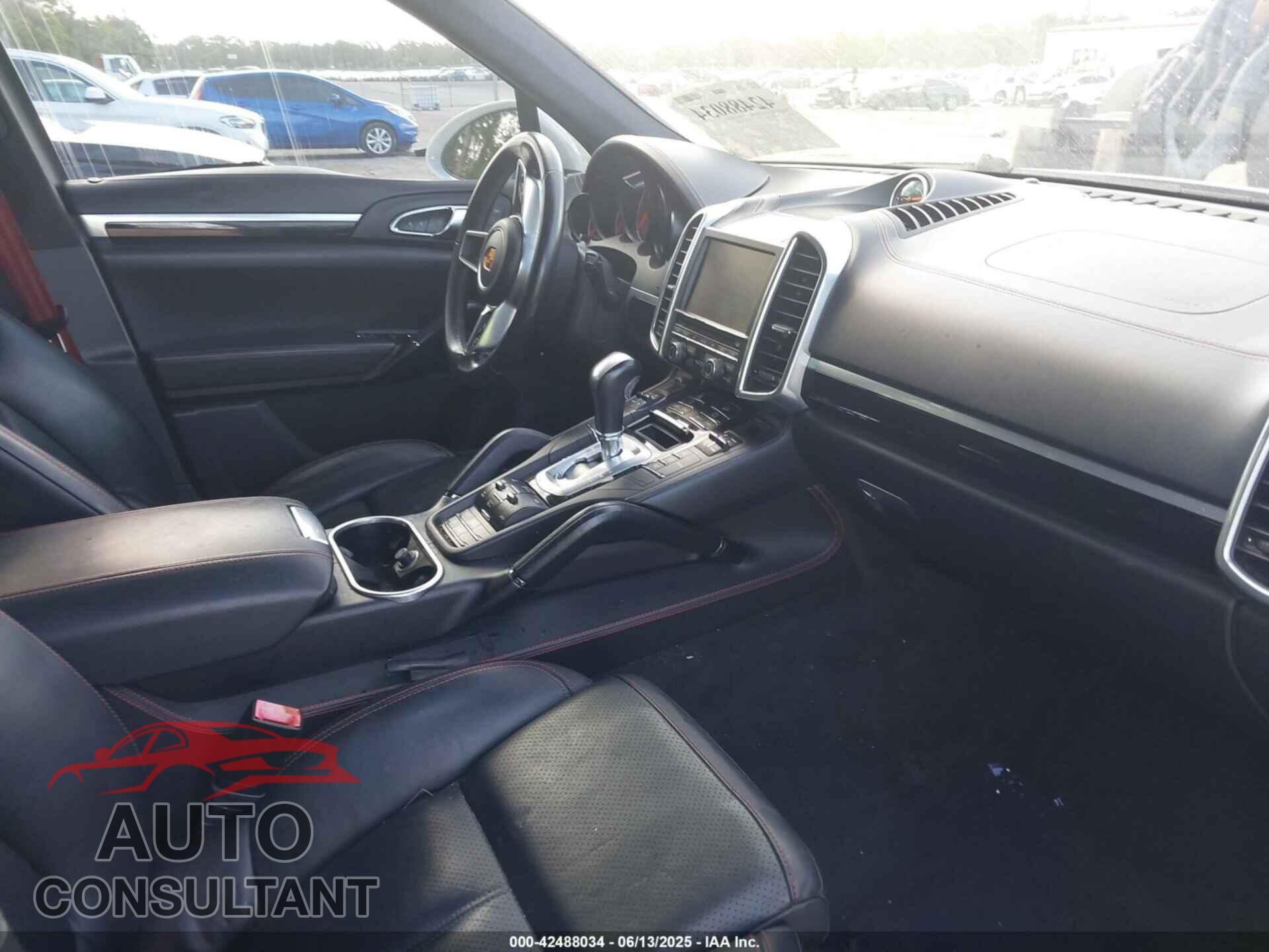 PORSCHE CAYENNE 2016 - WP1AD2A29GLA77638