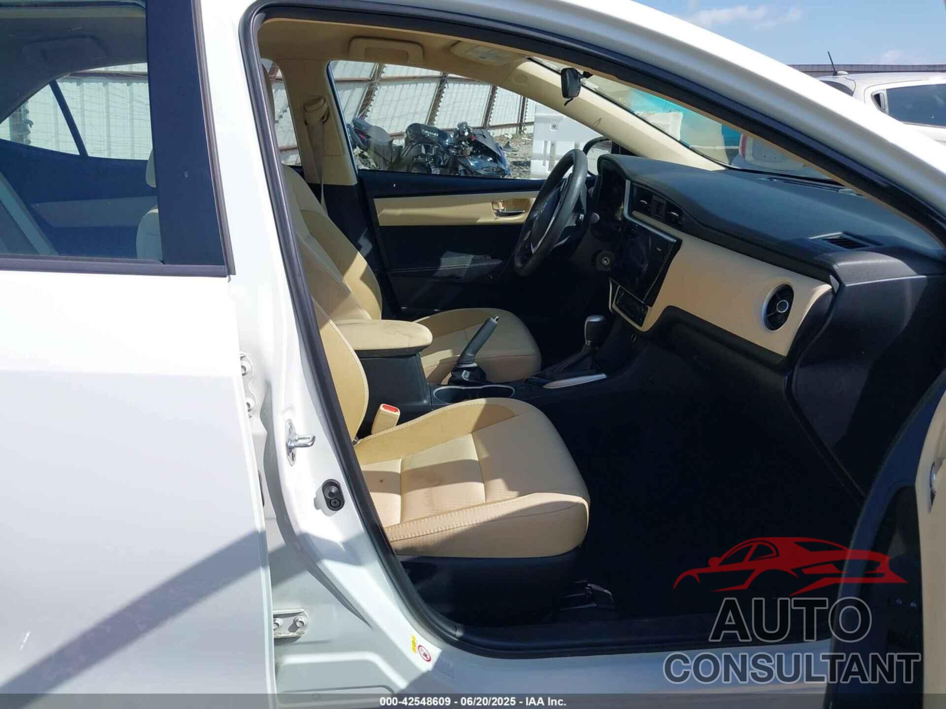 TOYOTA COROLLA 2017 - 2T1BURHEXHC946867