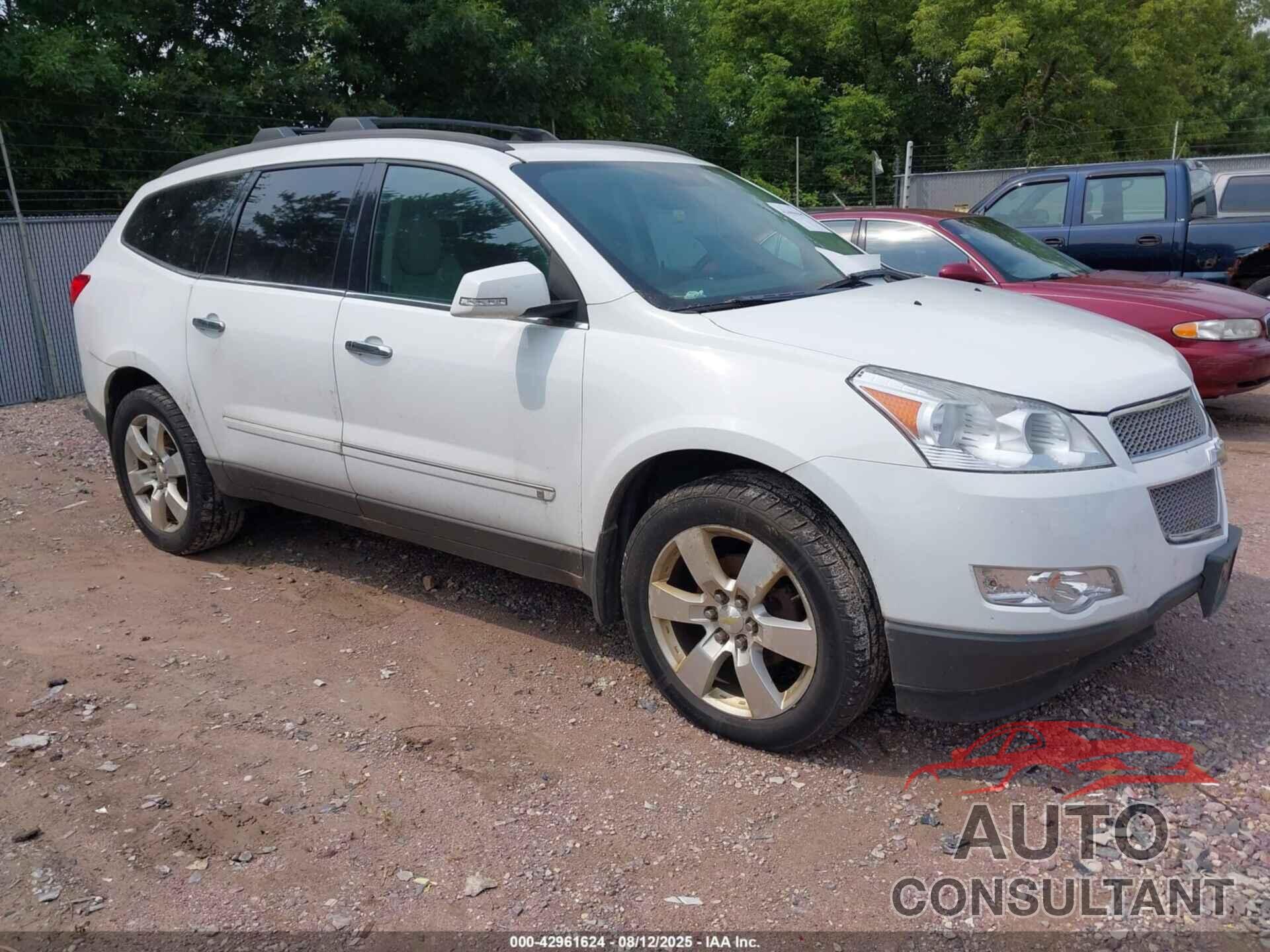 CHEVROLET TRAVERSE 2010 - 1GNLVHED2AS136524