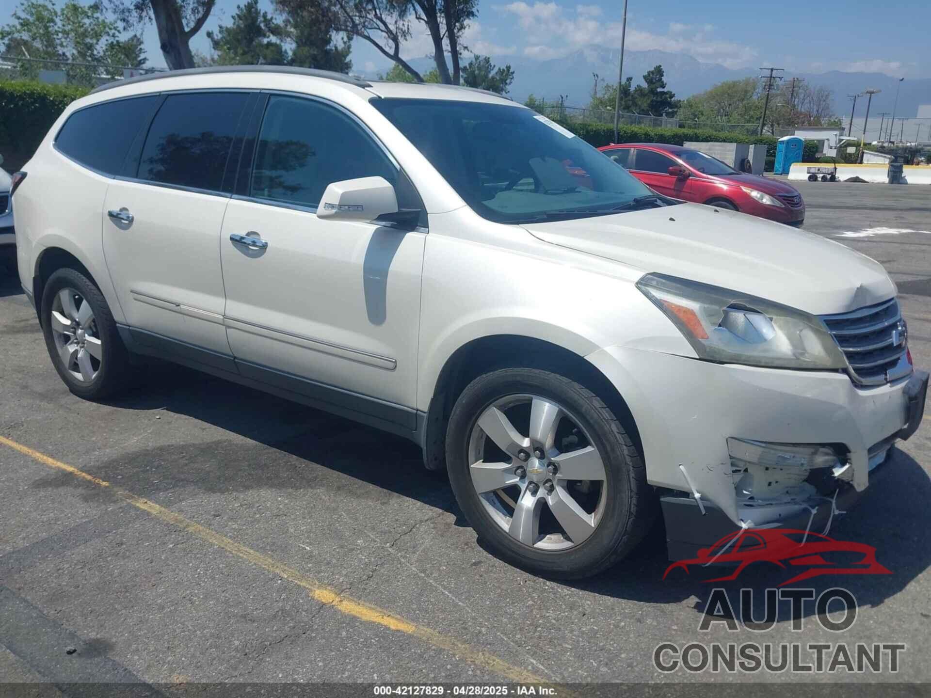 CHEVROLET TRAVERSE 2013 - 1GNKRLKD7DJ148315