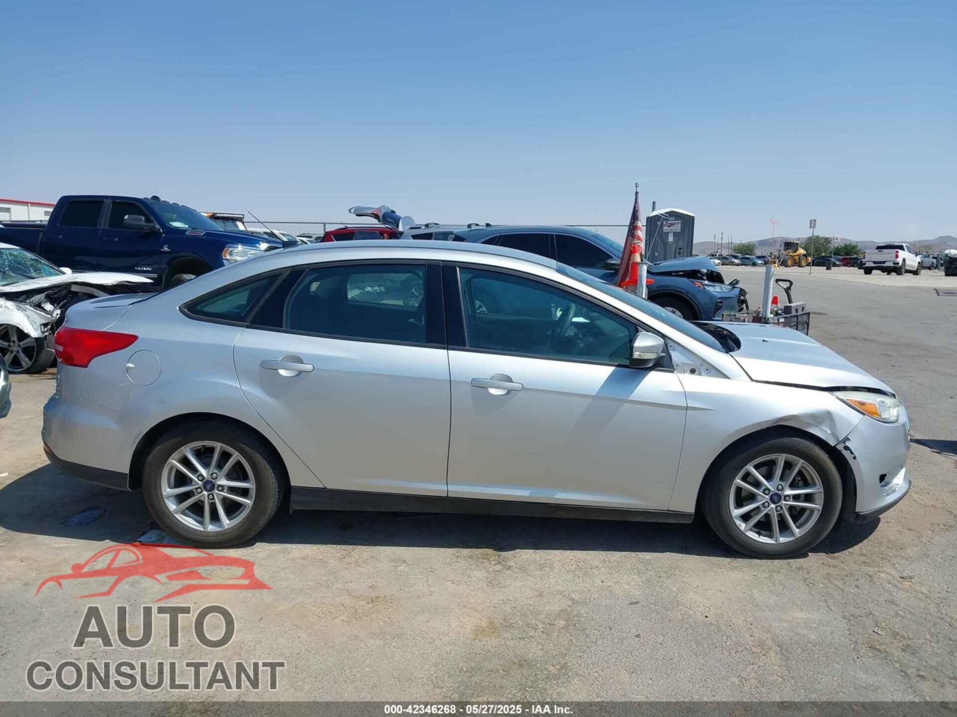 FORD FOCUS 2015 - 1FADP3F22FL347785
