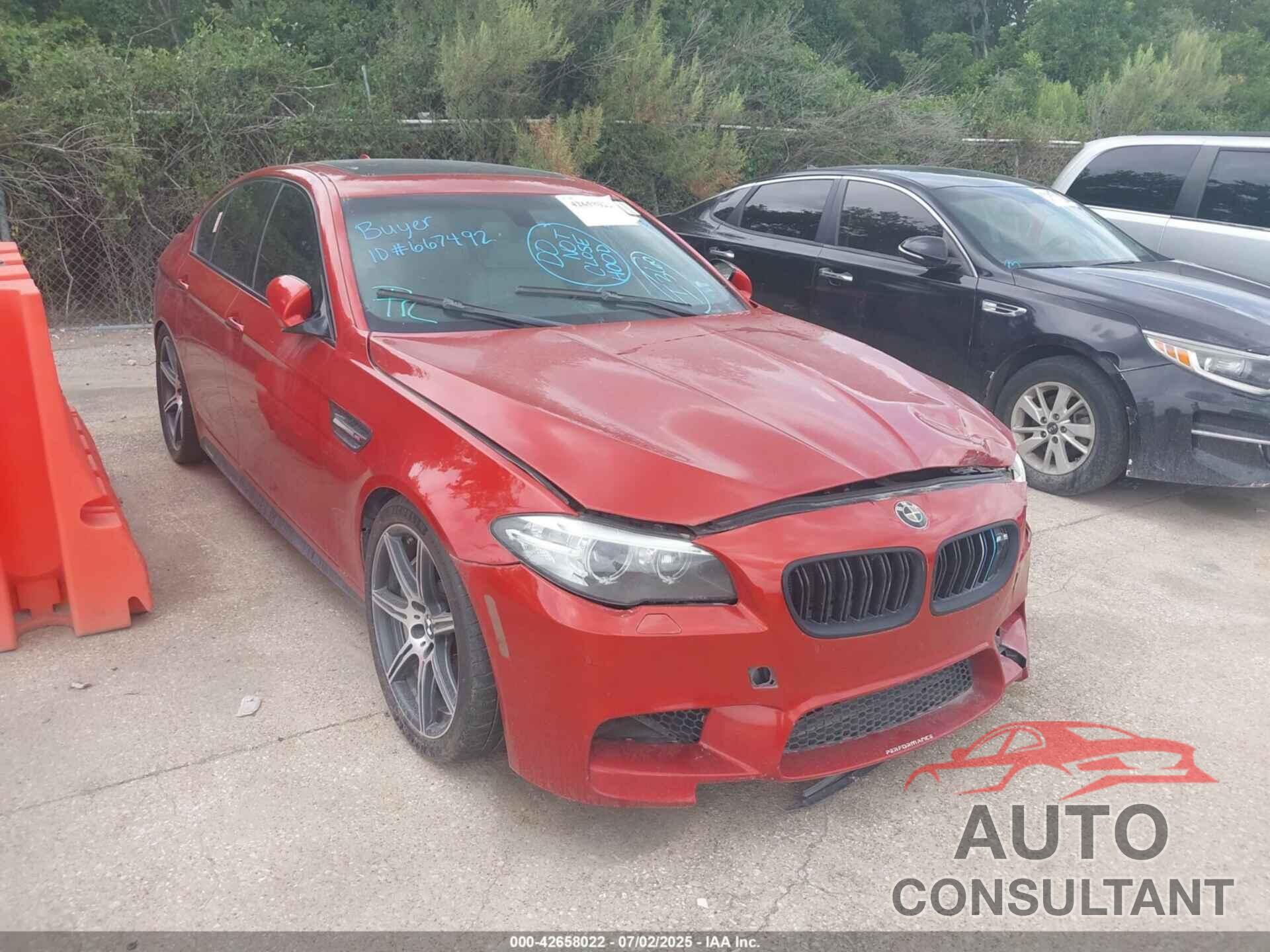 BMW M5 2015 - WBSFV9C54FD594268
