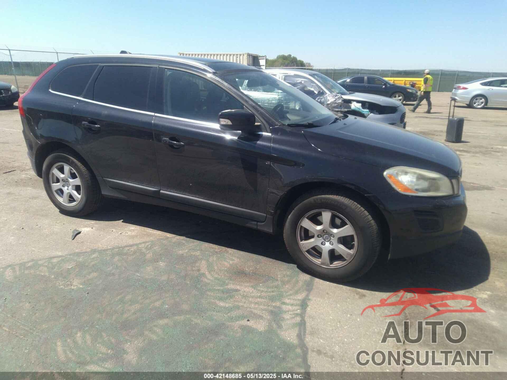 VOLVO XC60 2011 - YV4940DZ1B2140115