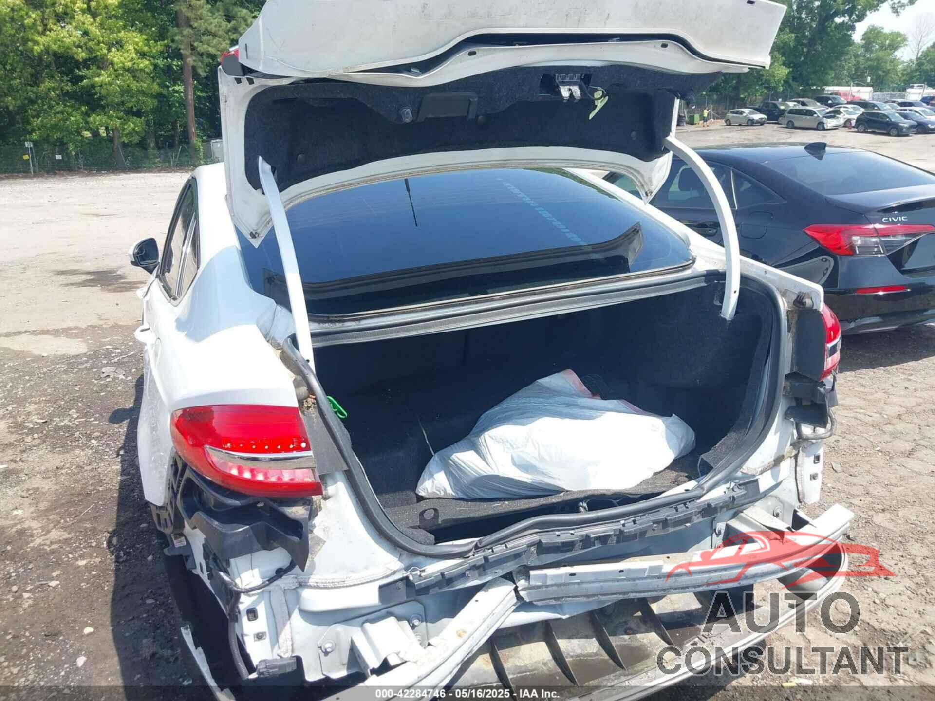 FORD FUSION HYBRID 2017 - 3FA6P0LU8HR318048