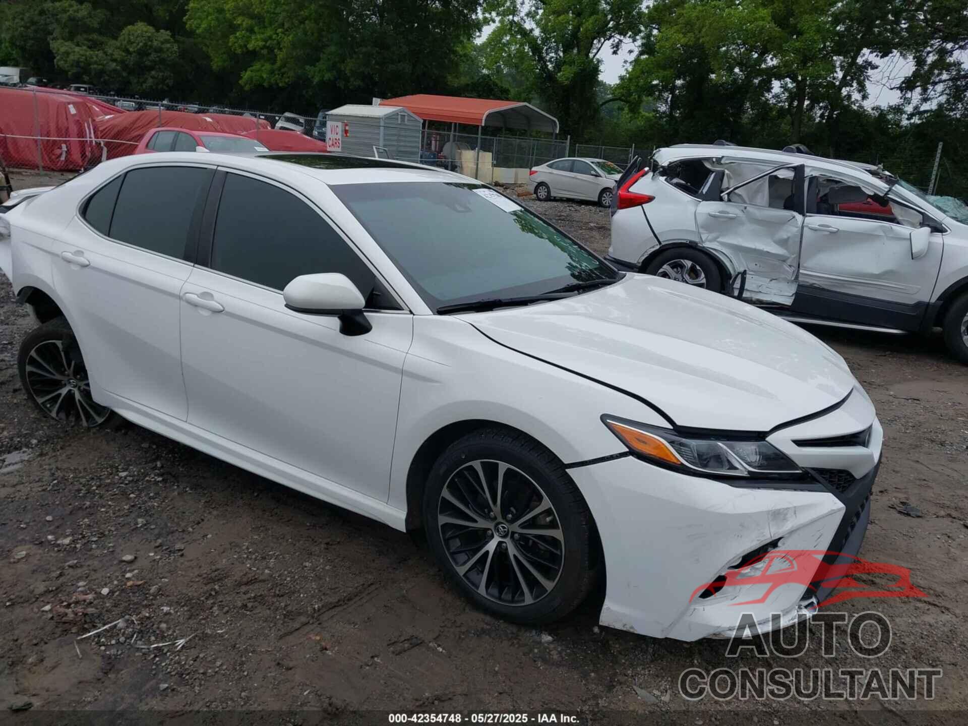 TOYOTA CAMRY 2019 - 4T1B11HK1KU716592
