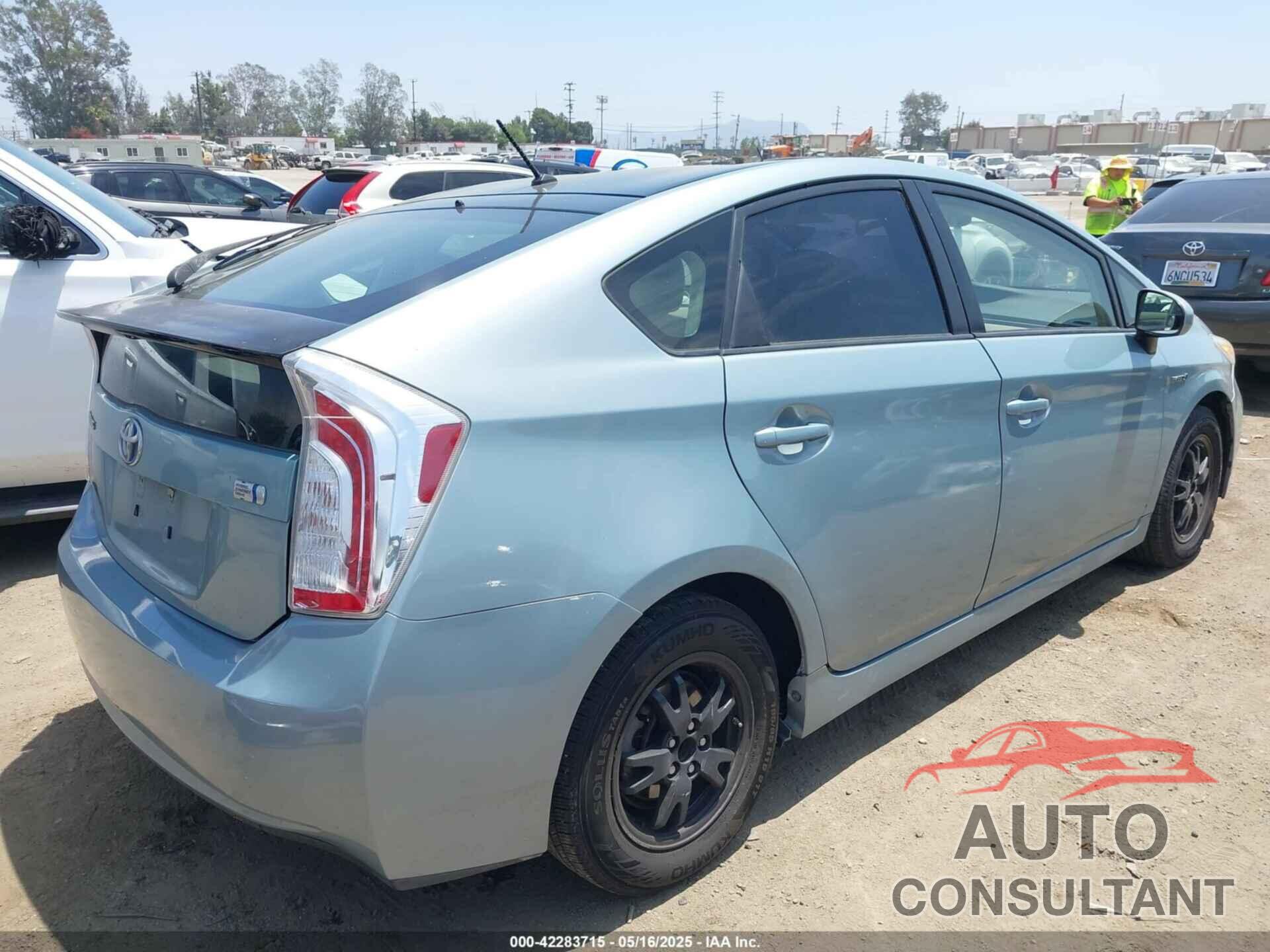 TOYOTA PRIUS 2015 - JTDKN3DUXF1950054