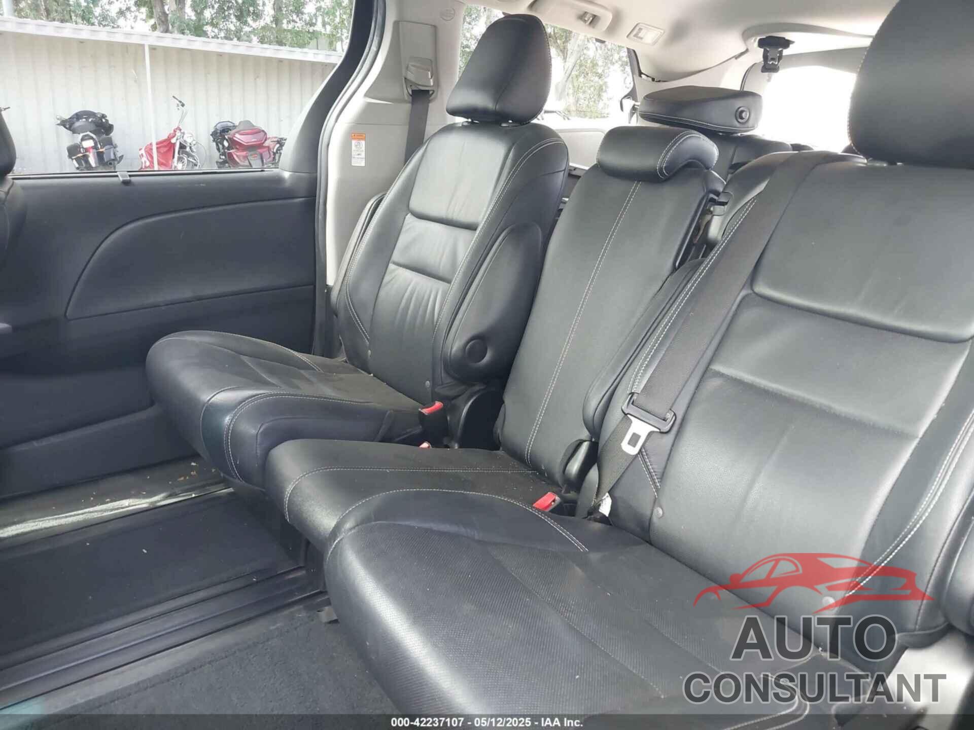 TOYOTA SIENNA 2015 - 5TDXK3DCXFS680767
