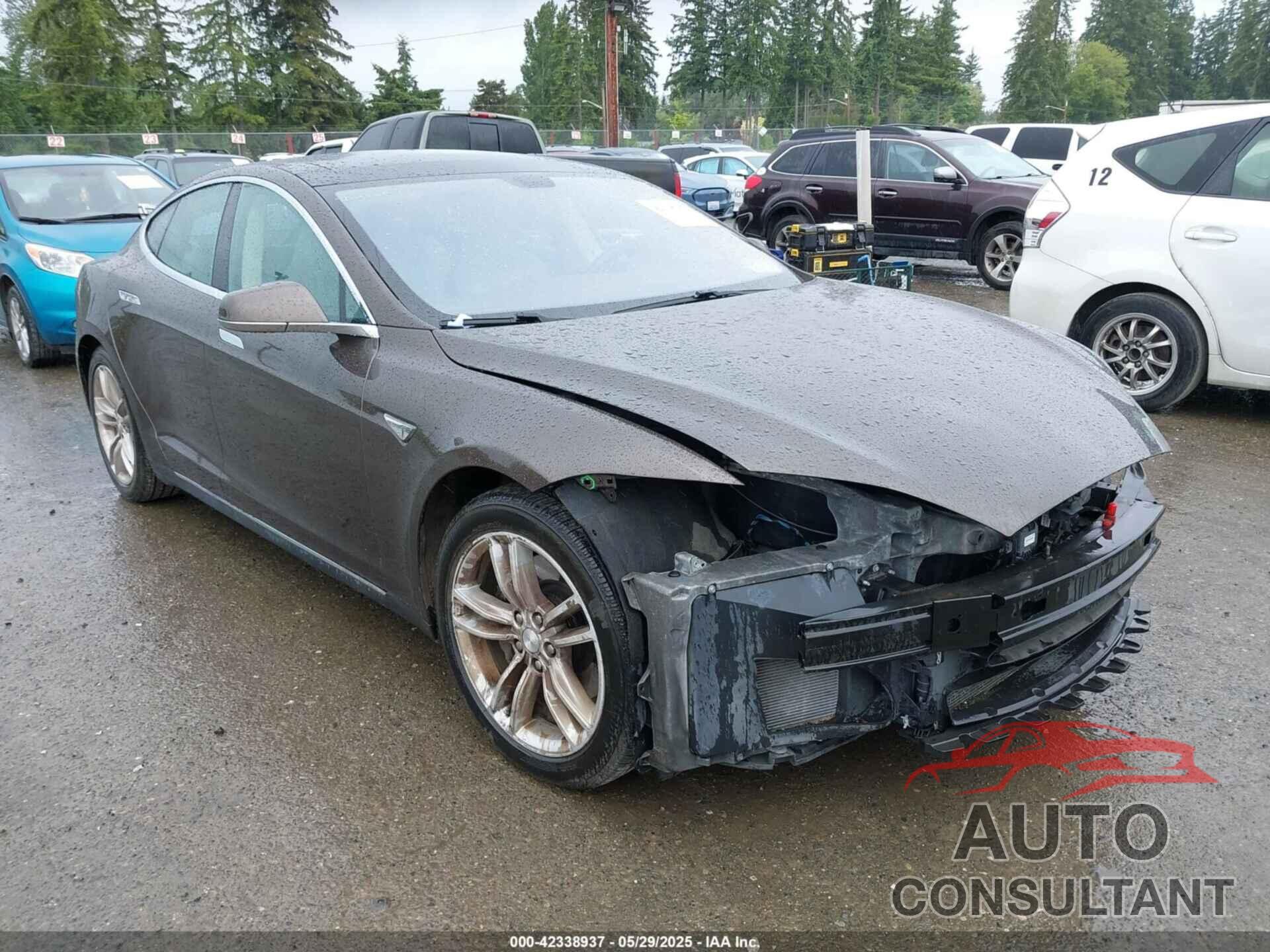 TESLA MODEL S 2014 - 5YJSA1H17EFP37388
