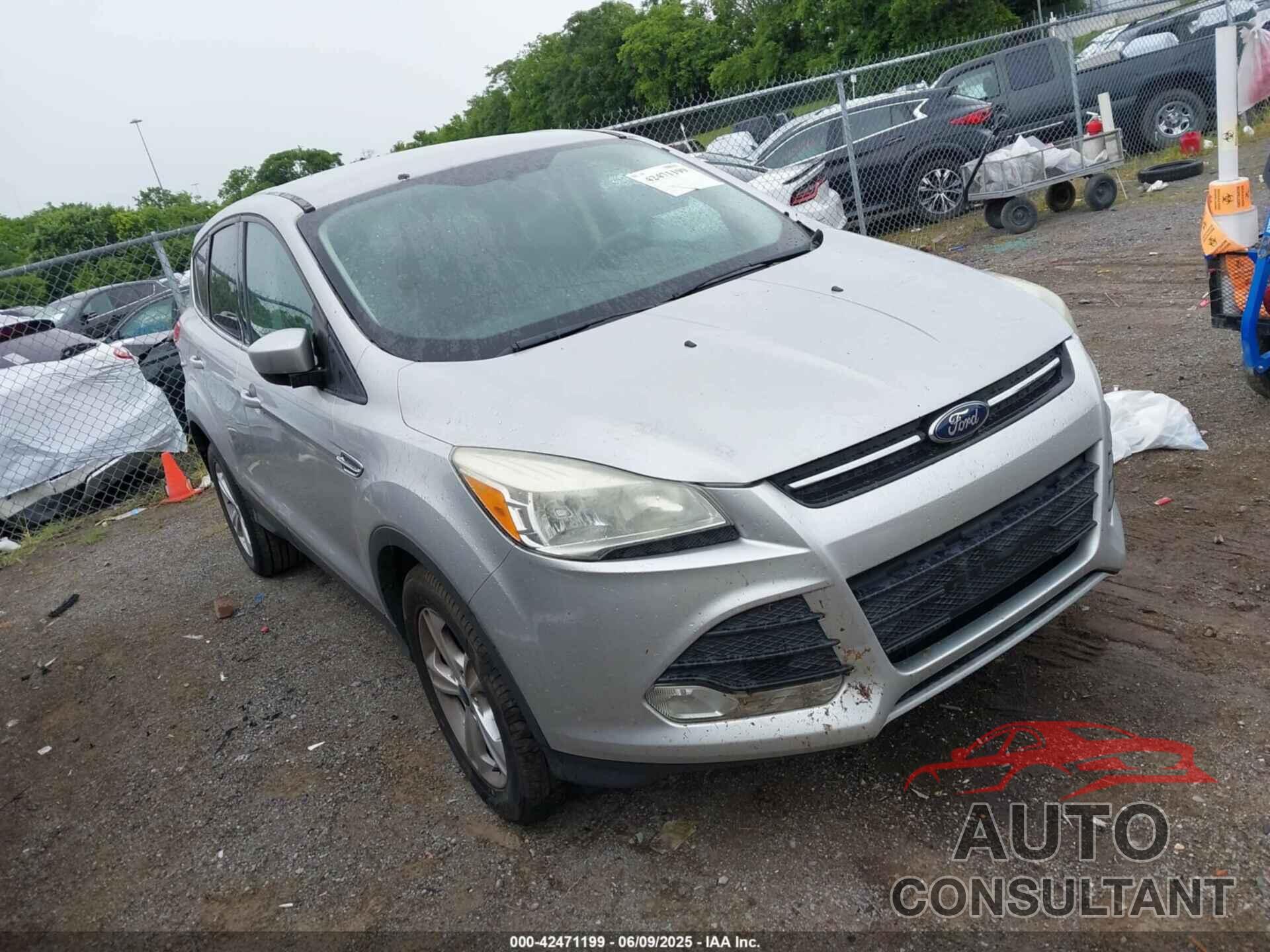 FORD ESCAPE 2014 - 1FMCU0GX8EUA53657