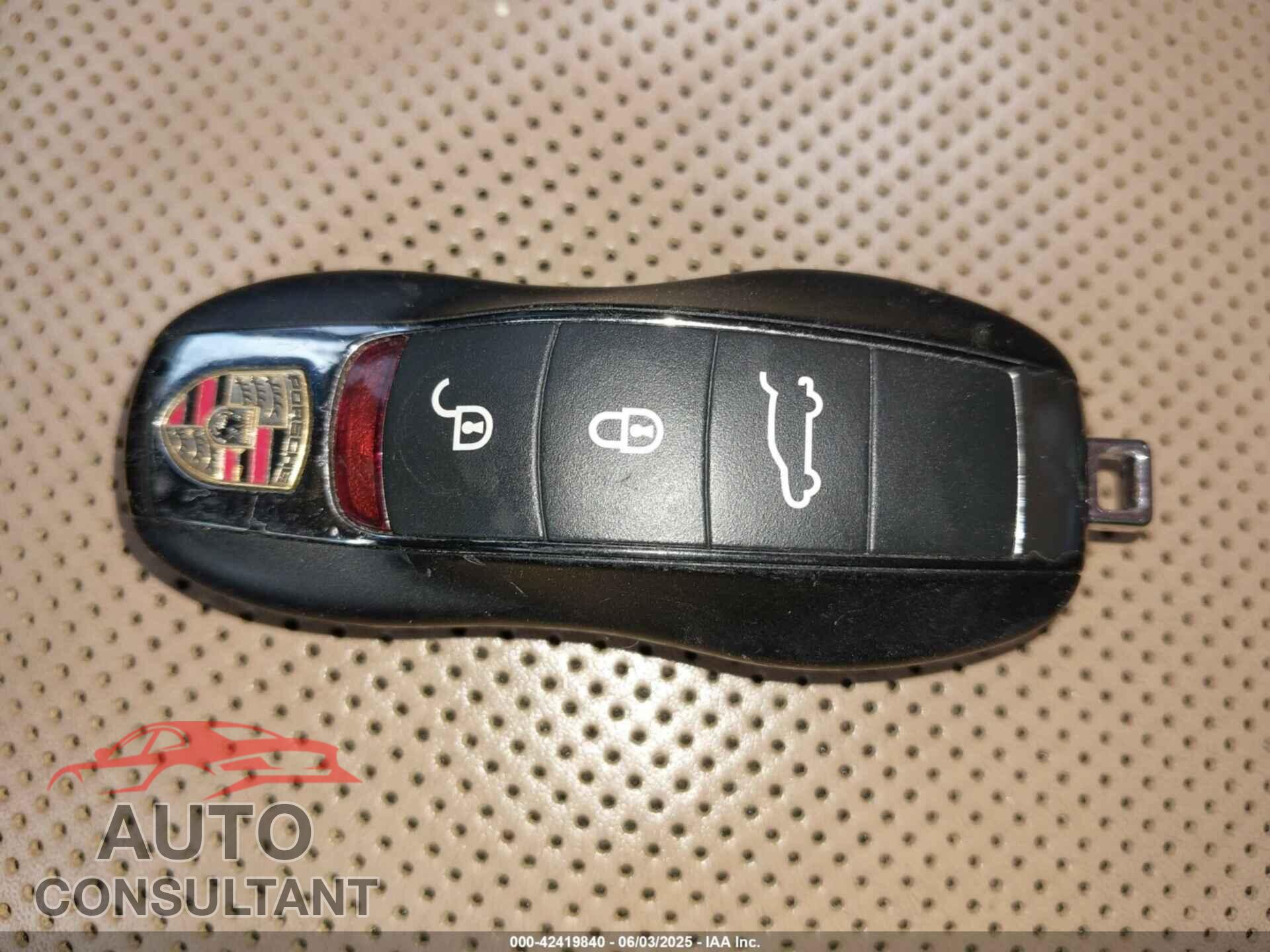 PORSCHE CAYENNE 2016 - WP1AA2A29GLA03757