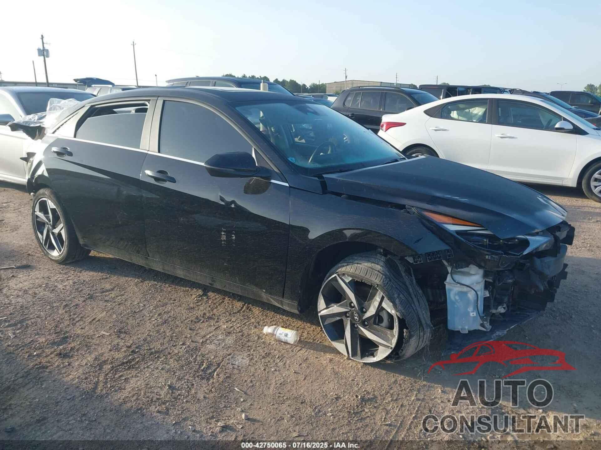 HYUNDAI ELANTRA 2023 - KMHLP4AG8PU503415