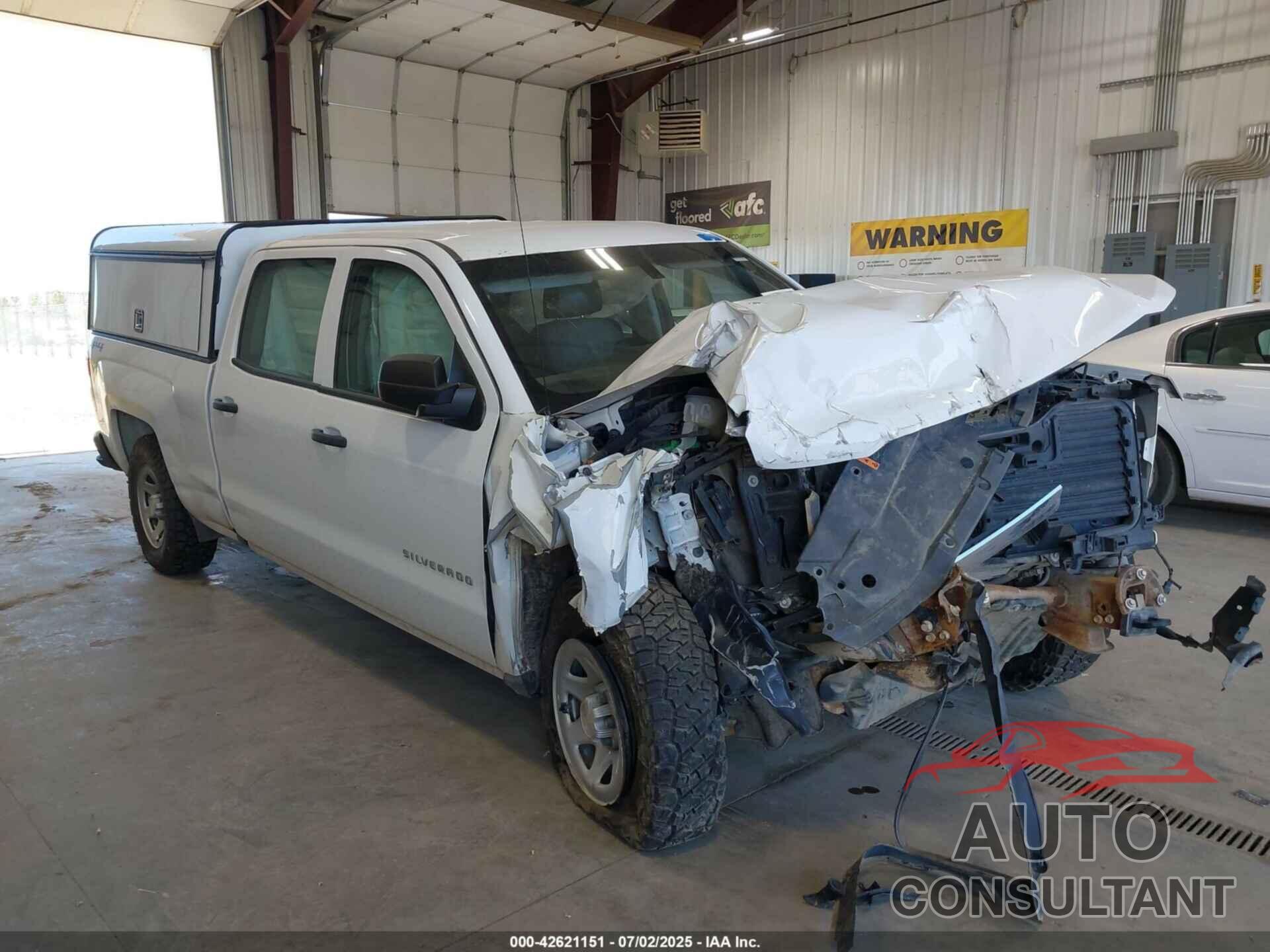 CHEVROLET SILVERADO 1500 2018 - 3GCUKNEC3JG466398