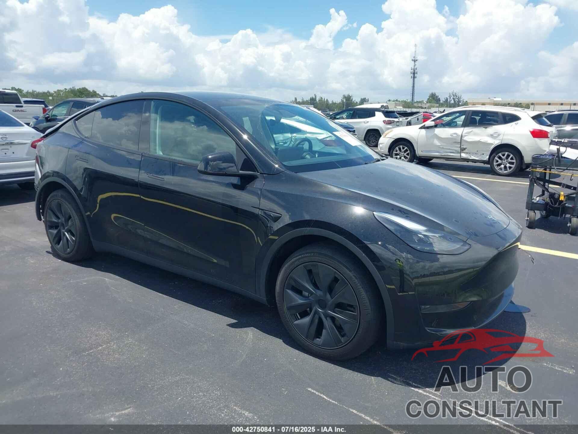 TESLA MODEL Y 2024 - 7SAYGDED7RF187112