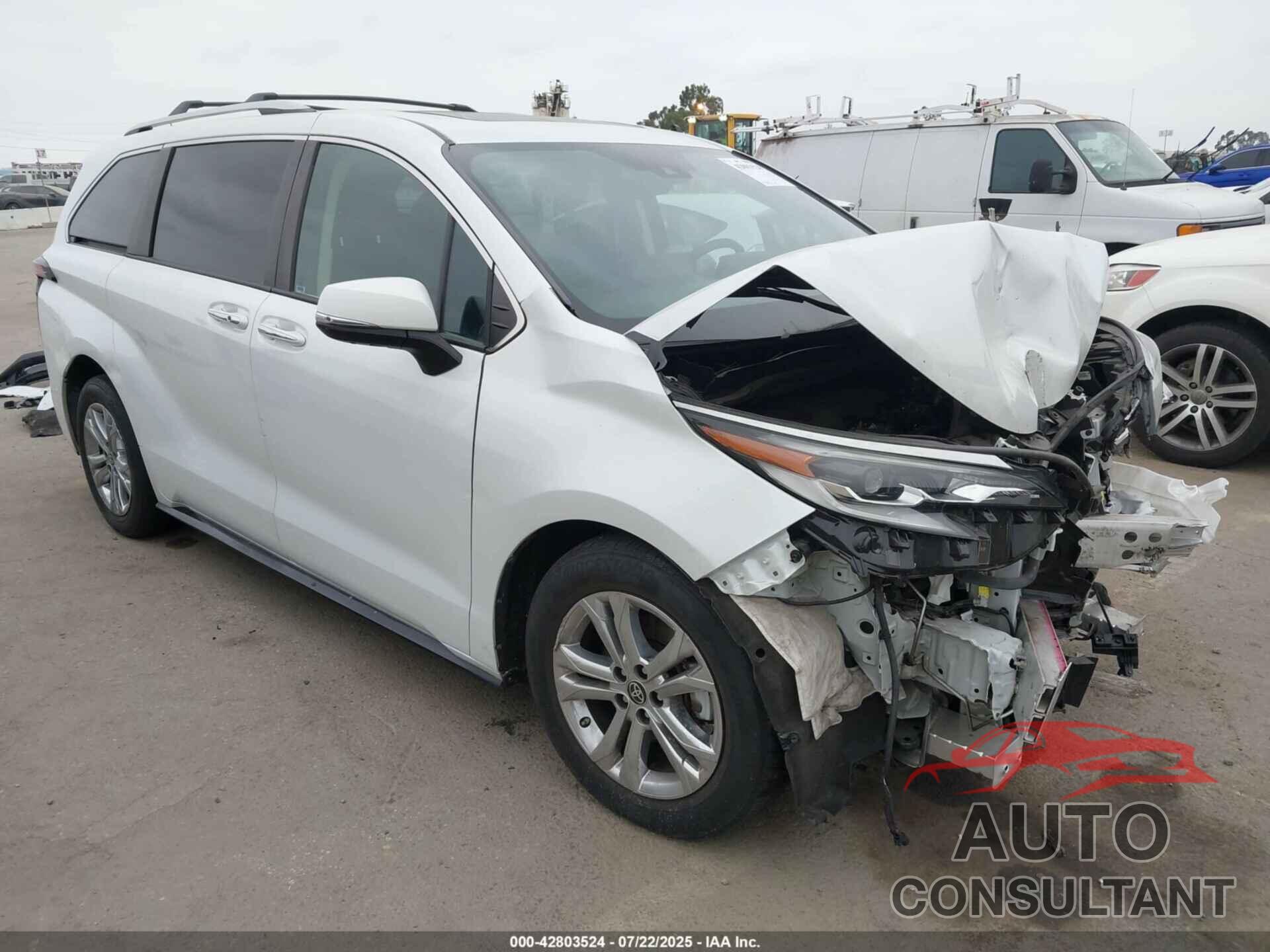 TOYOTA SIENNA 2022 - 5TDESKFCXNS053712