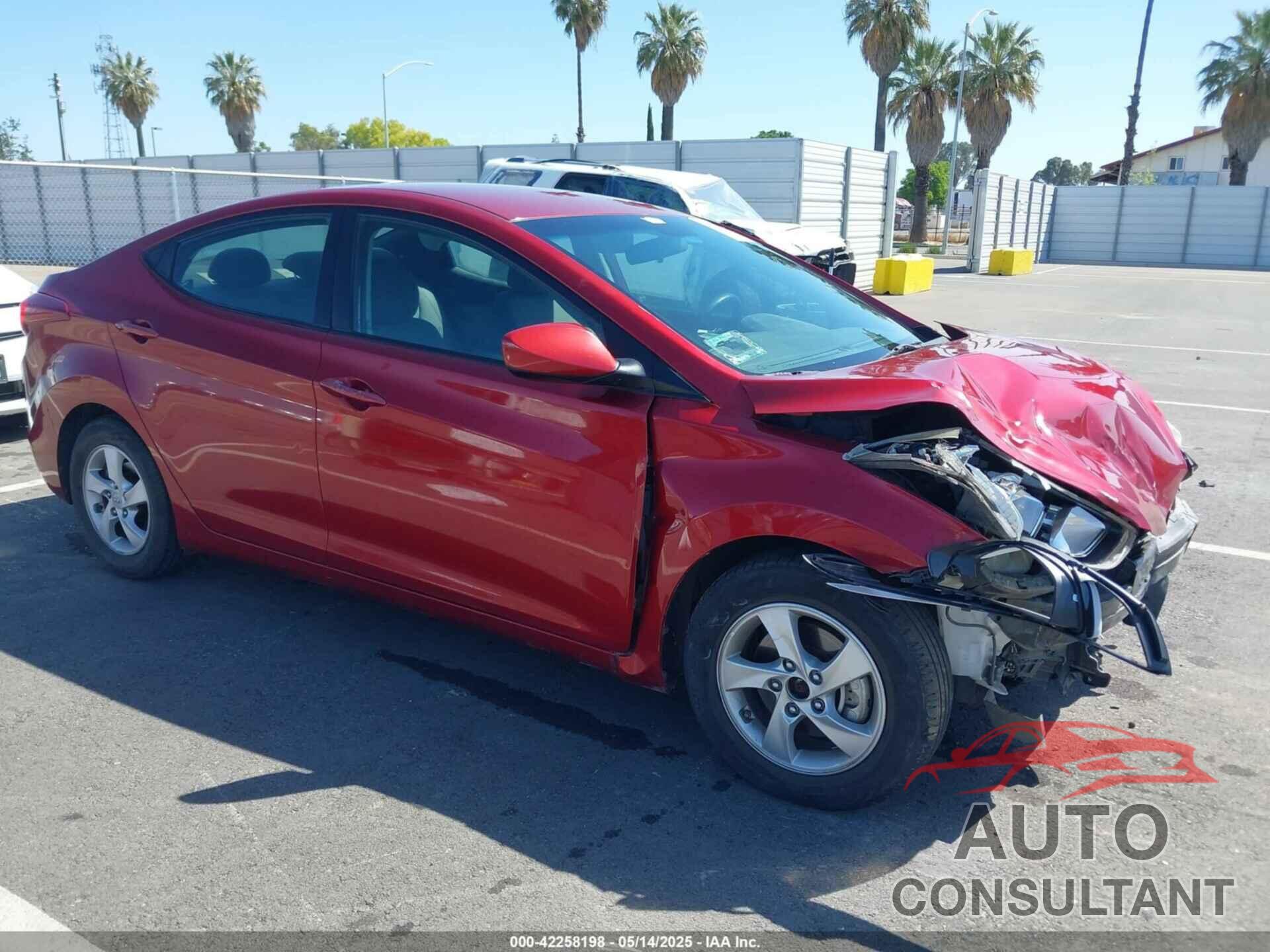 HYUNDAI ELANTRA 2015 - 5NPDH4AE8FH551946