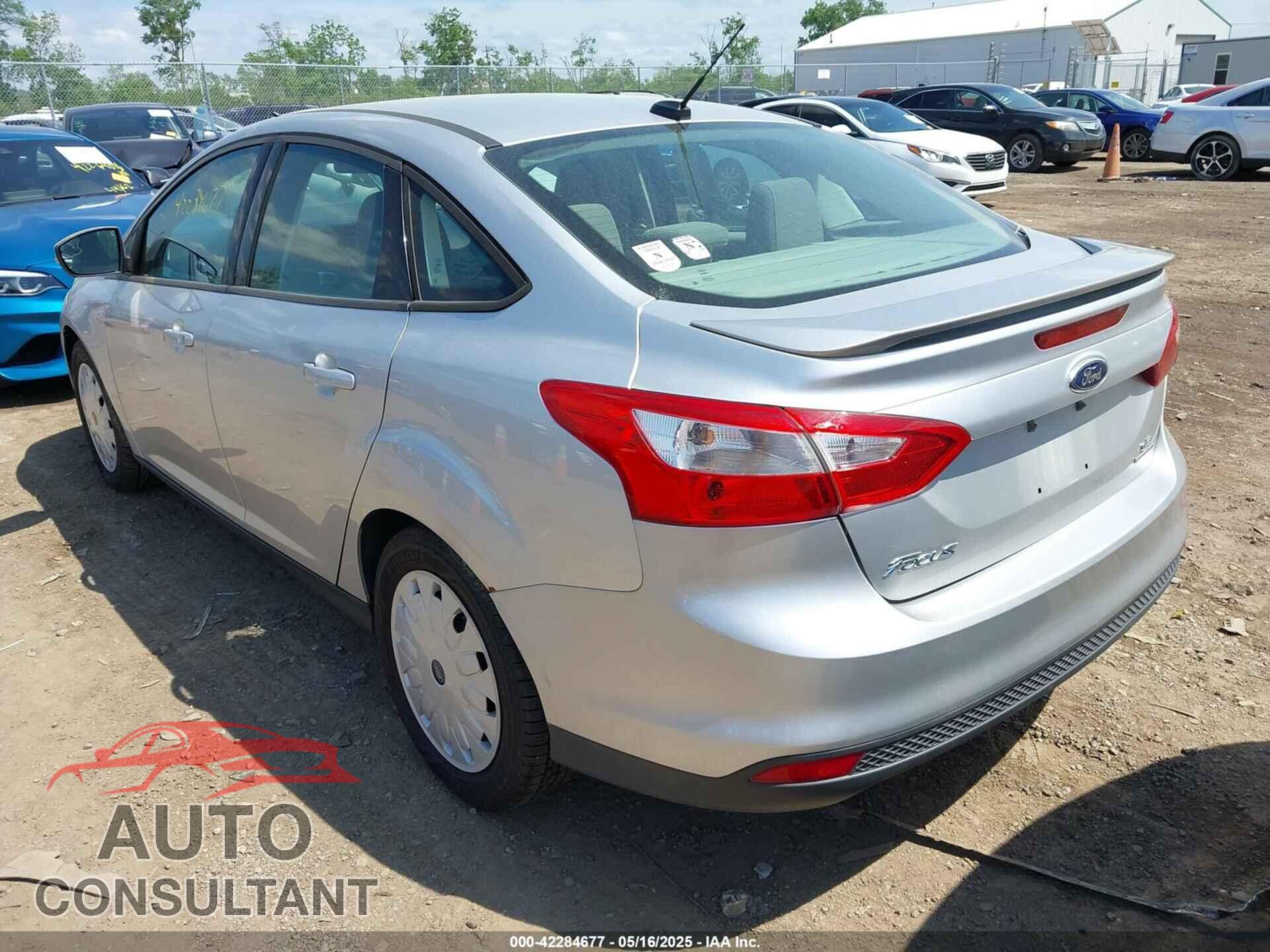 FORD FOCUS 2014 - 1FADP3F21EL394062