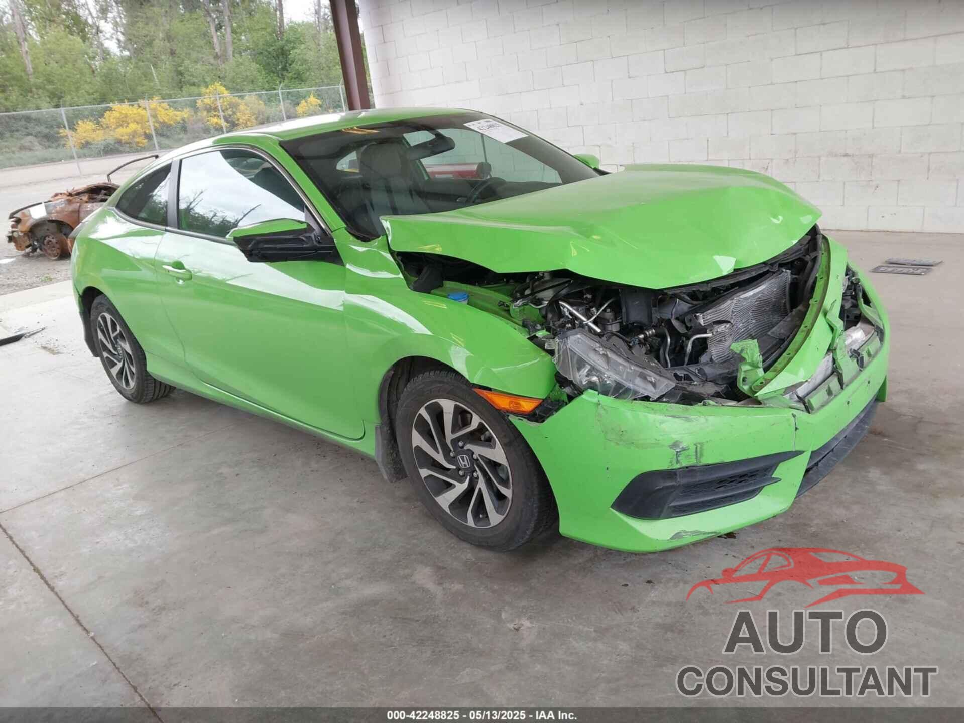 HONDA CIVIC 2017 - 2HGFC4B00HH312432