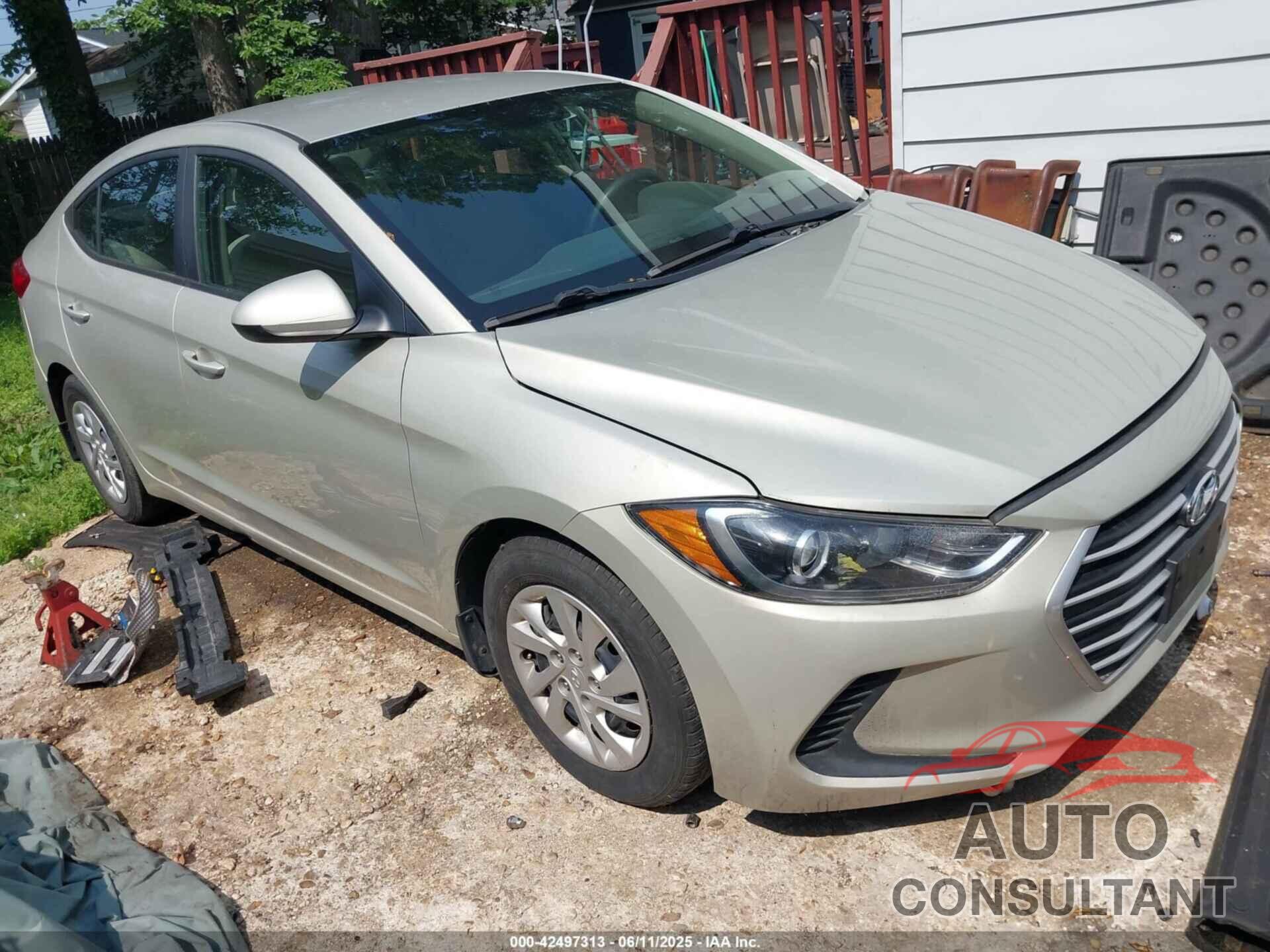HYUNDAI ELANTRA 2018 - 5NPD74LF7JH308355