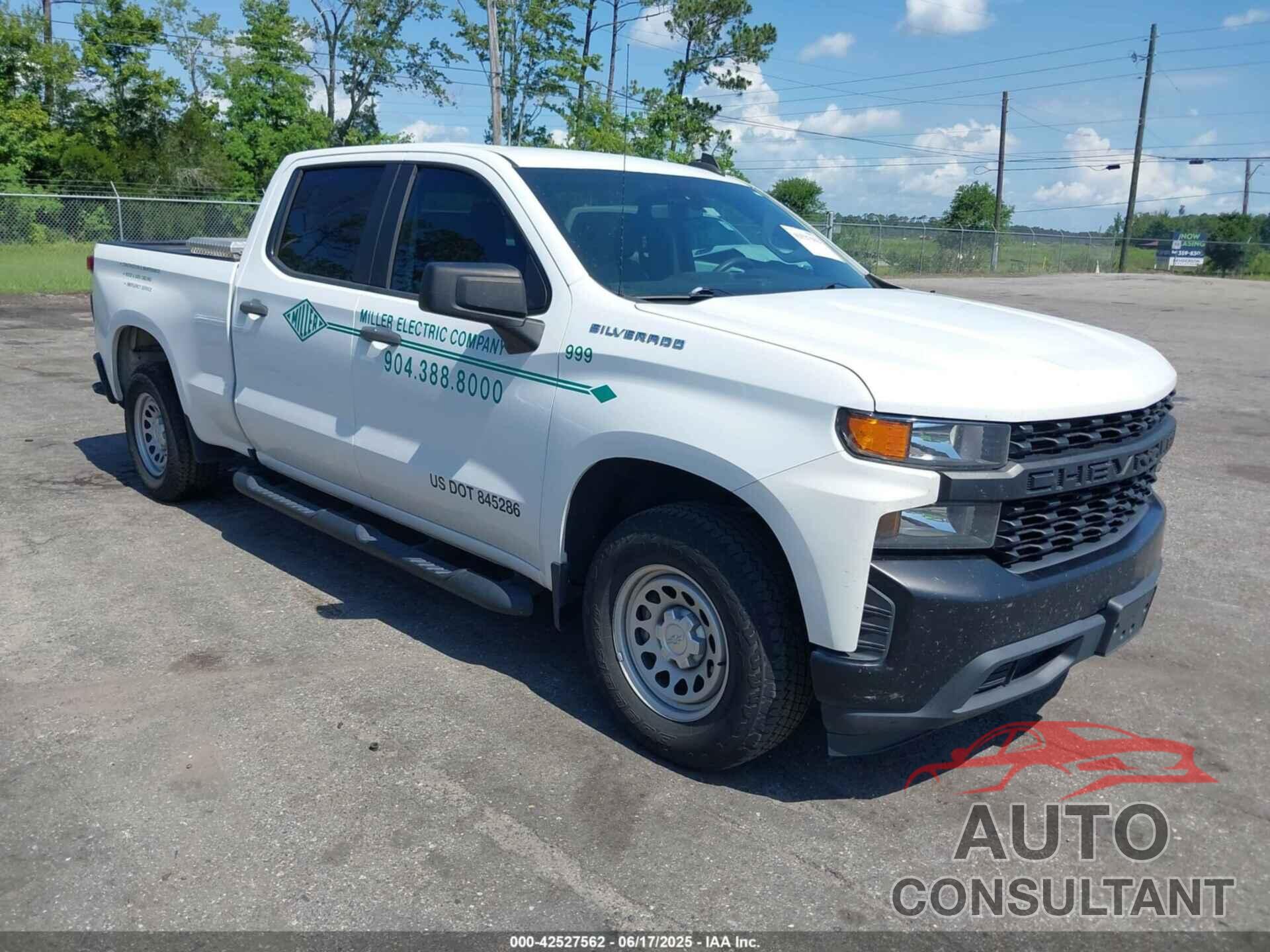 CHEVROLET SILVERADO 1500 2019 - 1GCPWAEF8KZ363824