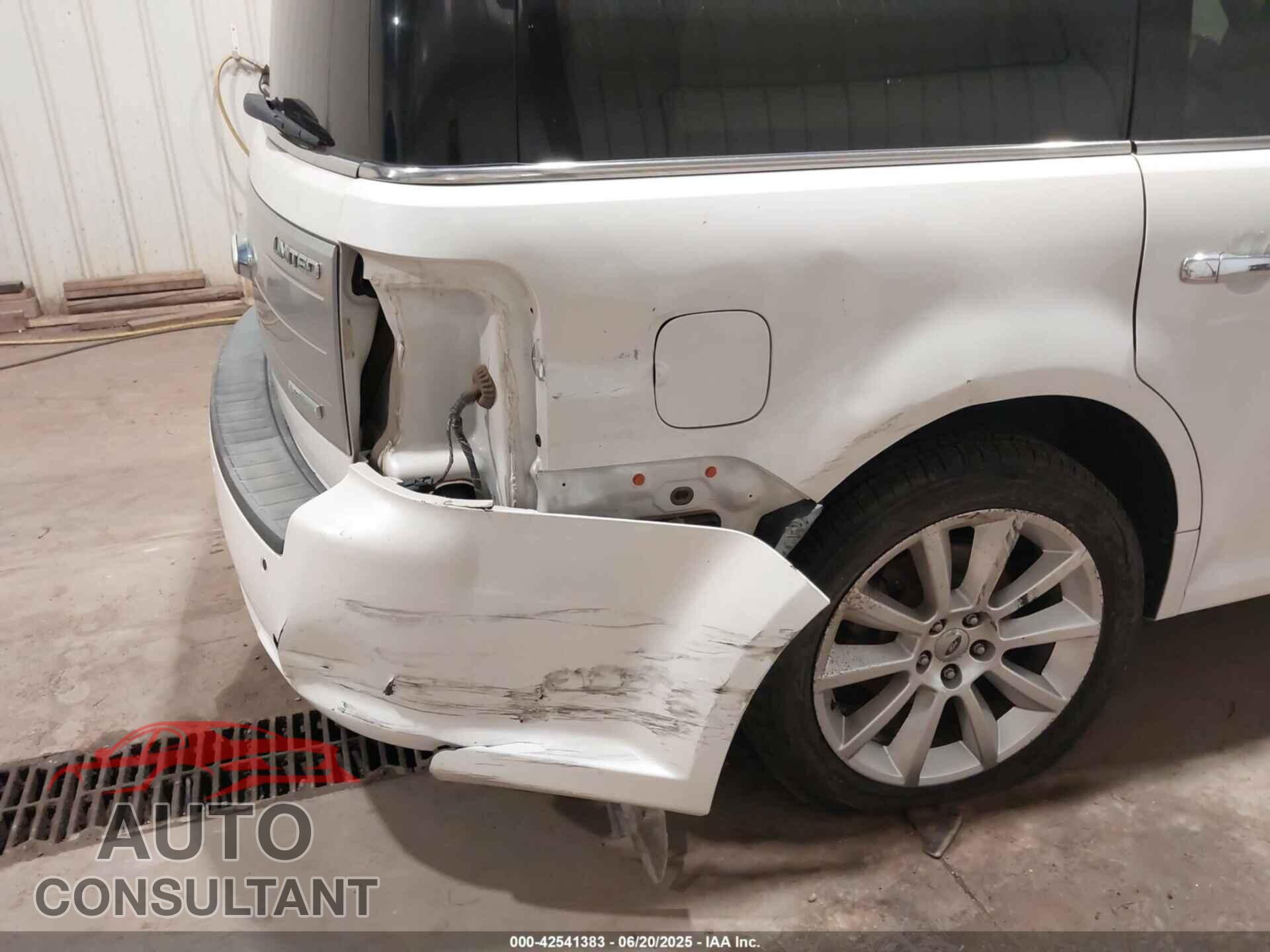 FORD FLEX 2011 - 2FMHK6DTXBBD03630